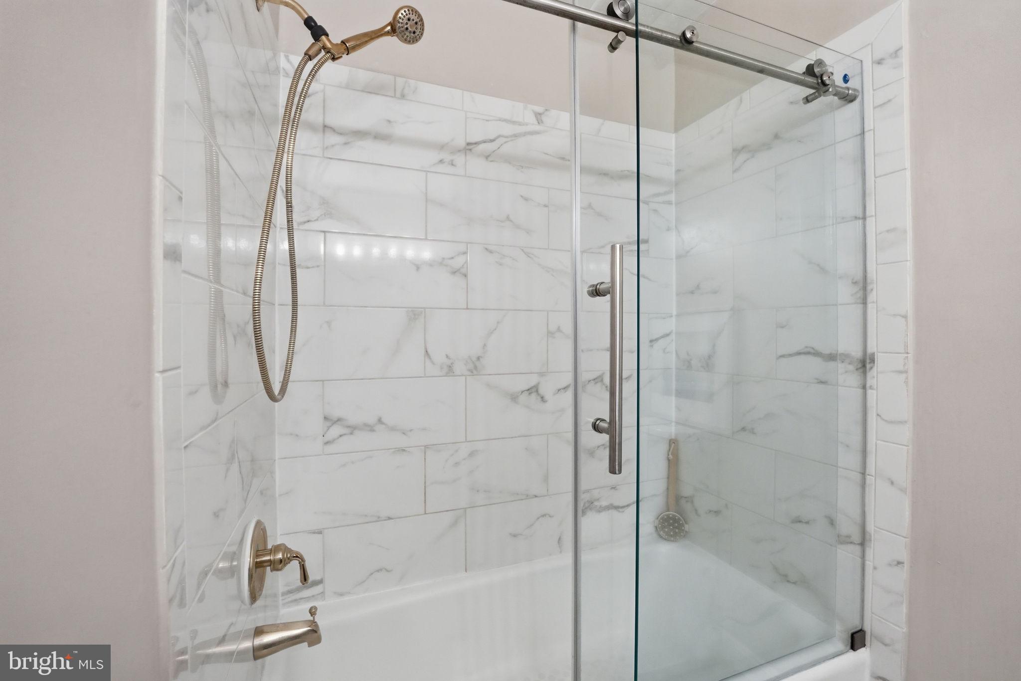 KEENE MILL VILLAGE - Residential