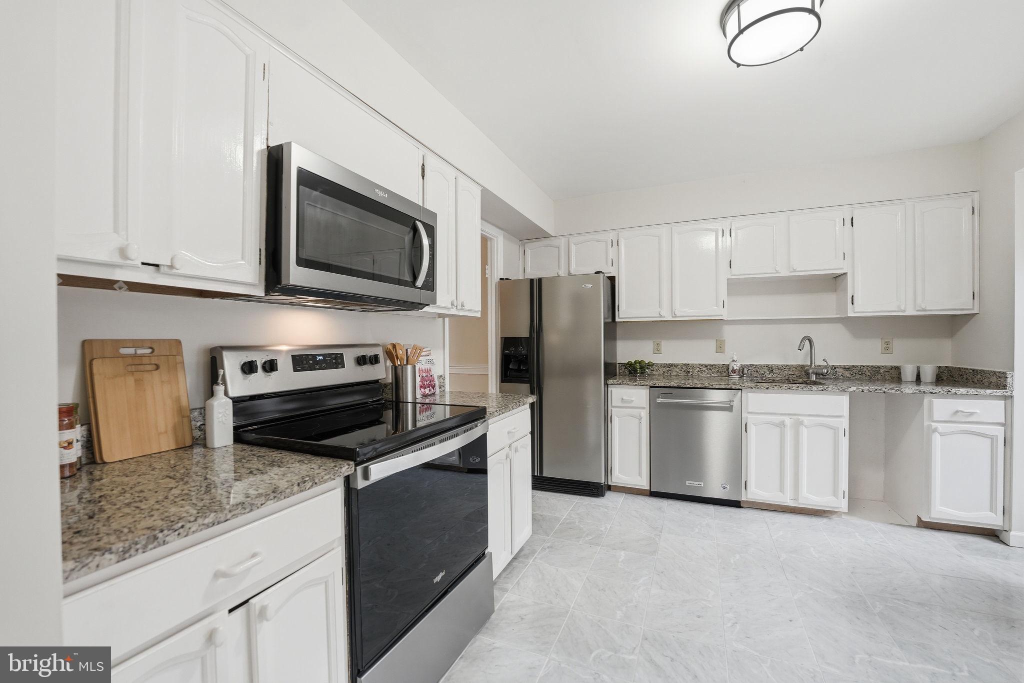 KEENE MILL VILLAGE - Residential