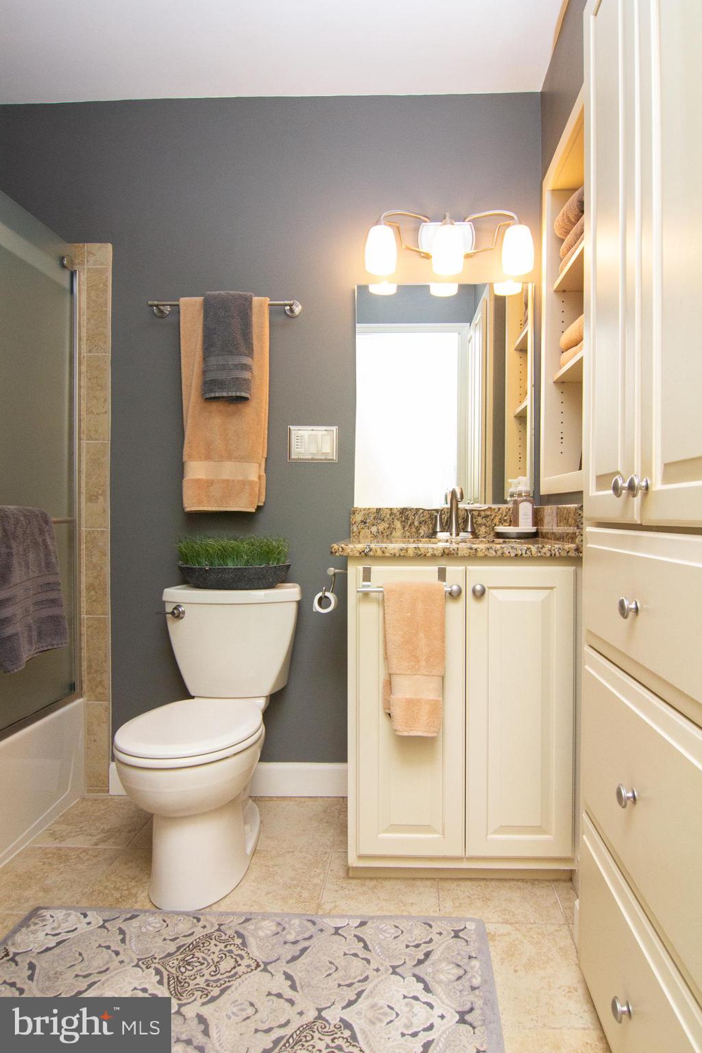 PINEY RUN ESTATES - Residential