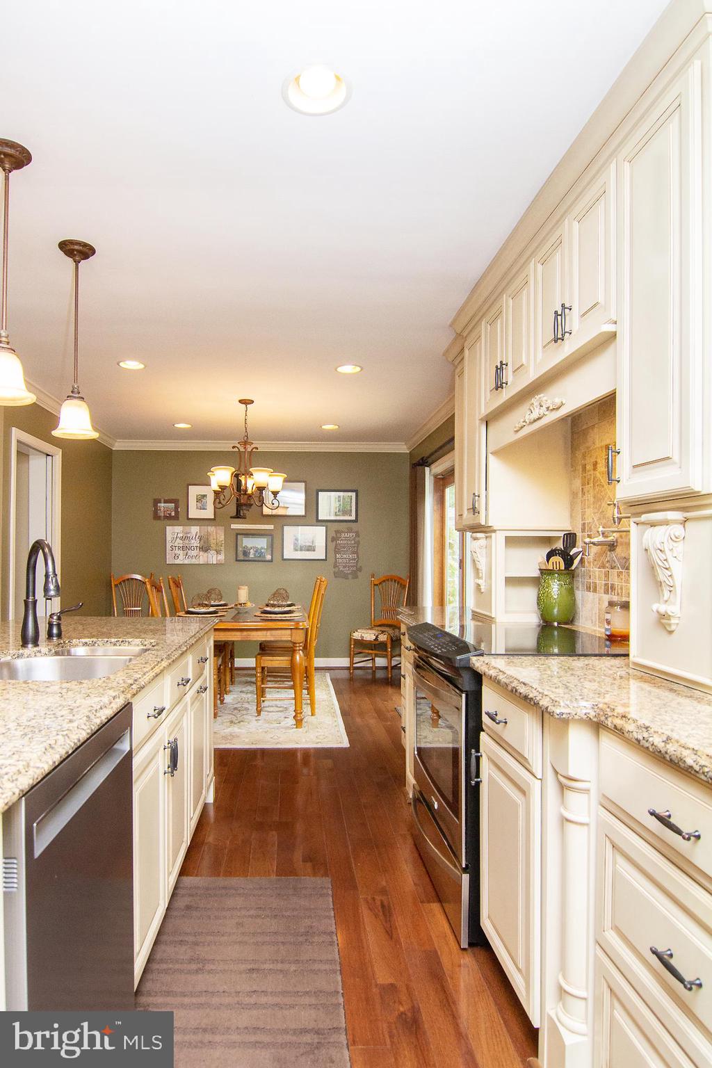 PINEY RUN ESTATES - Residential