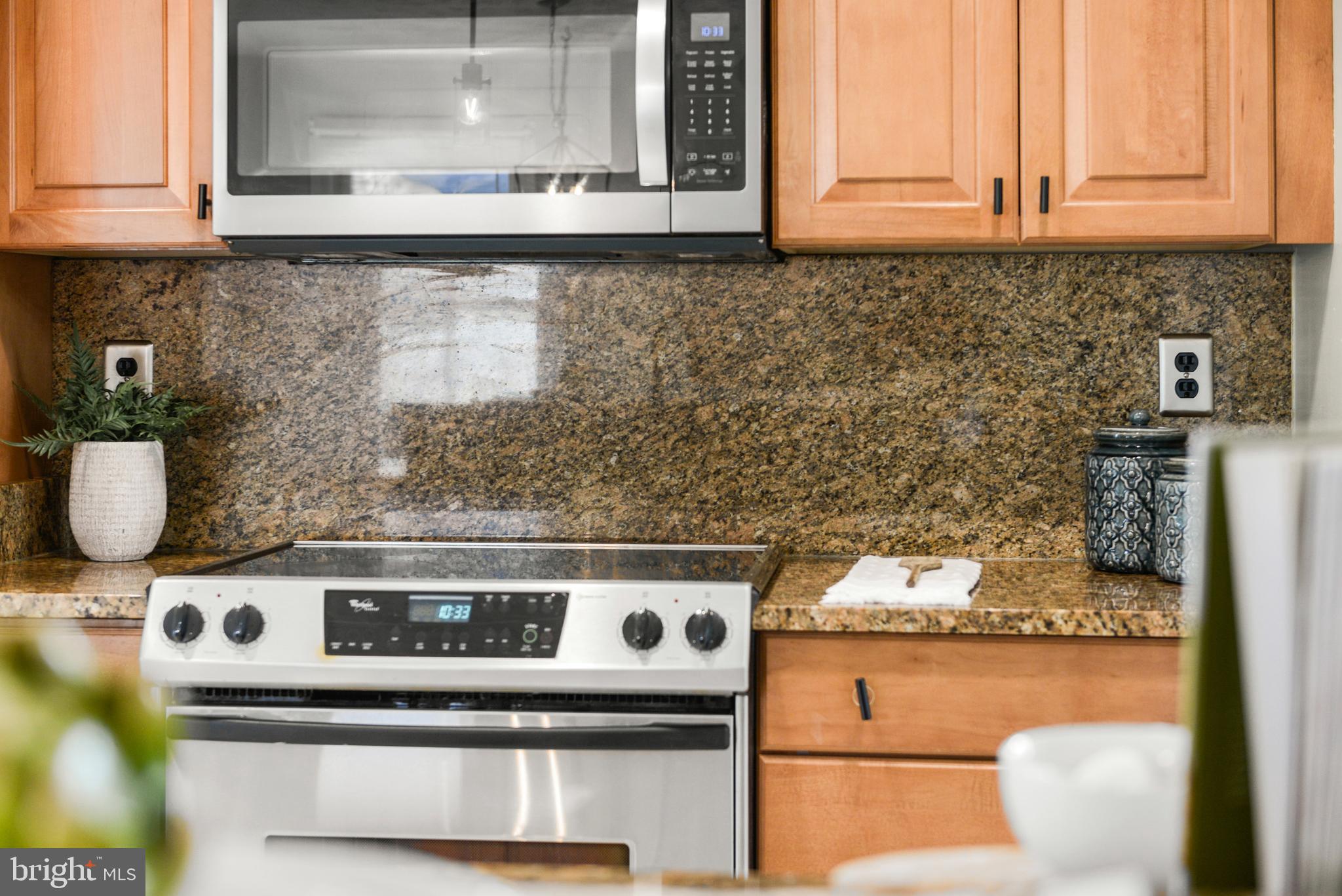 8117 ARROWHEAD COURT