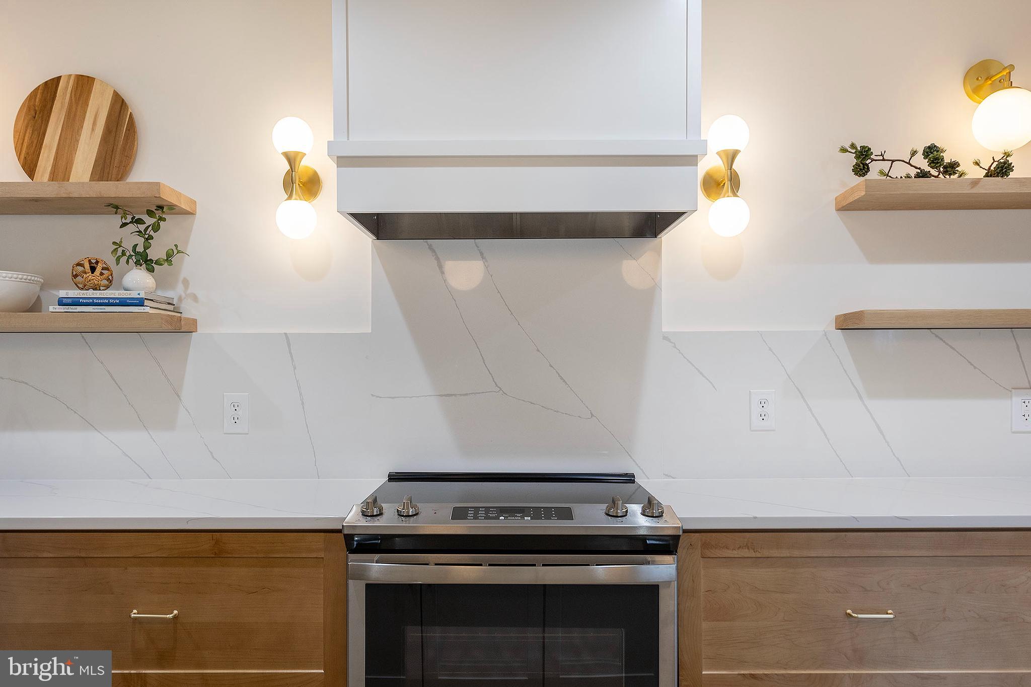 RAVENWOOD ESTATES - Residential