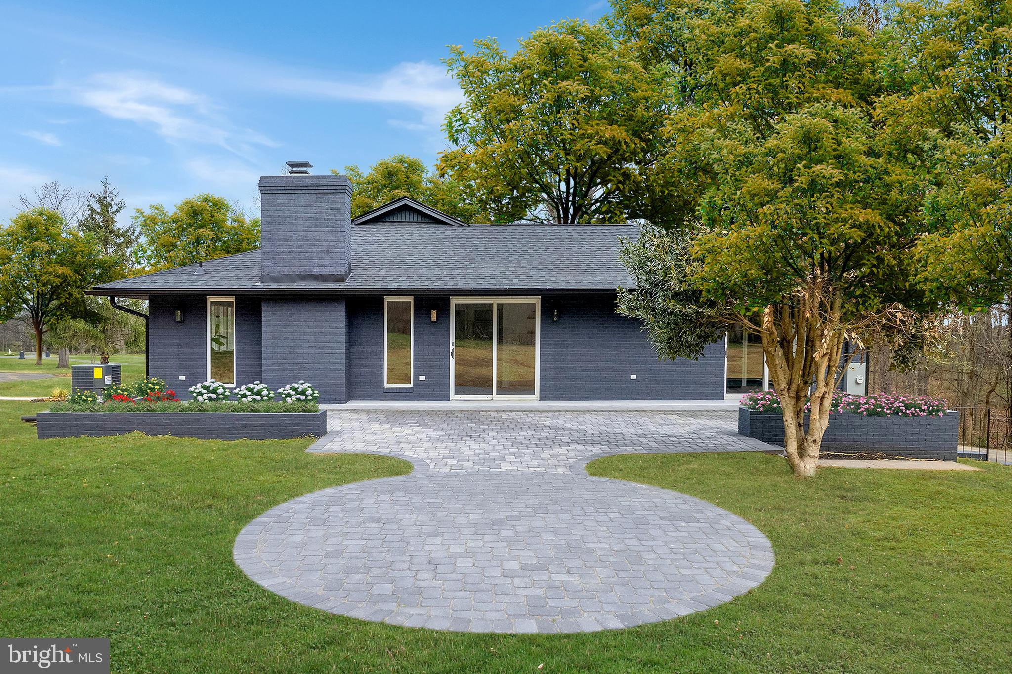 RAVENWOOD ESTATES - Residential