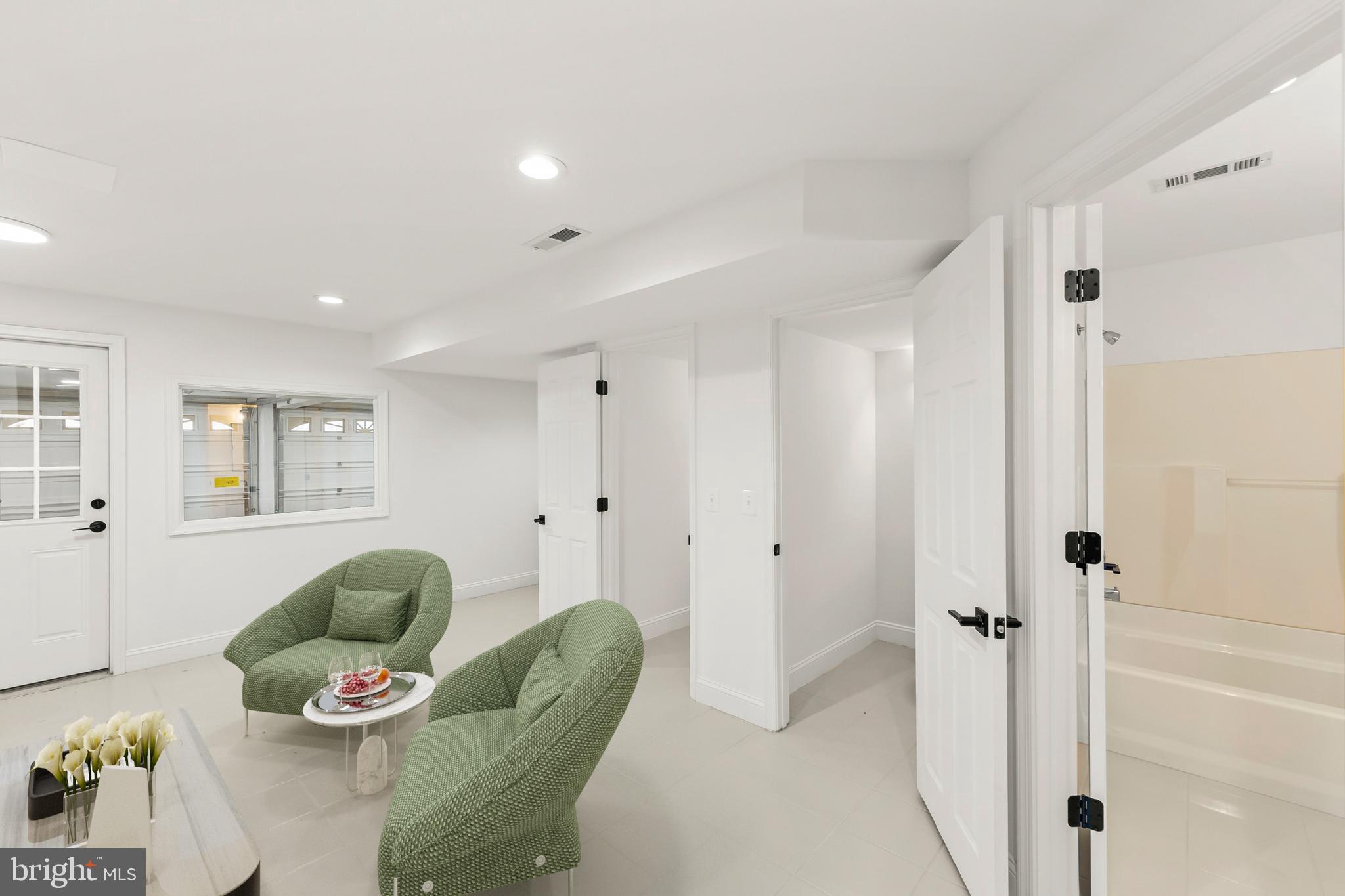 RAVENWOOD ESTATES - Residential