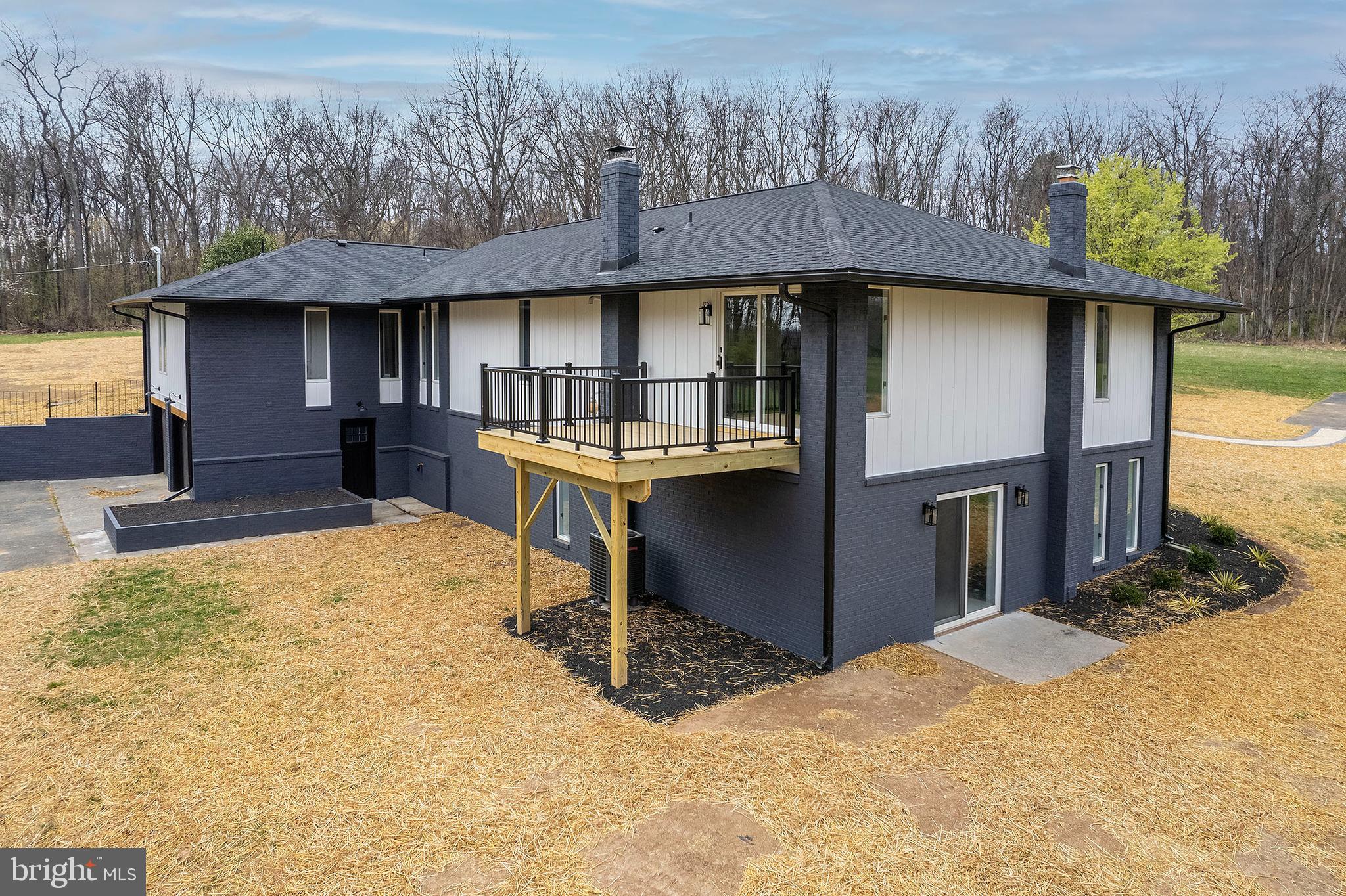 RAVENWOOD ESTATES - Residential