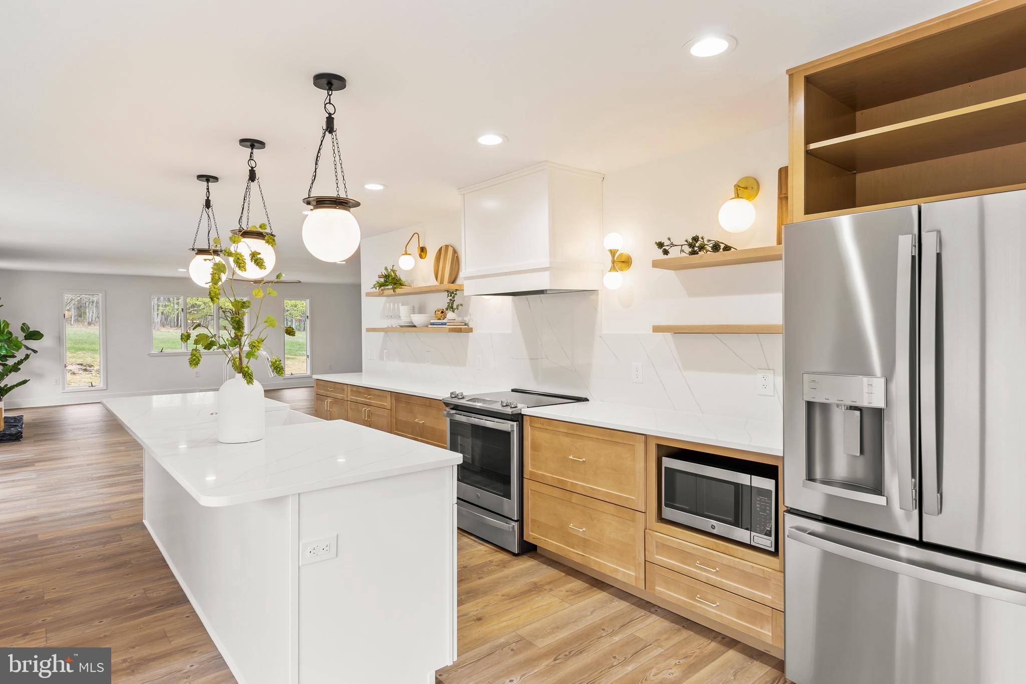 RAVENWOOD ESTATES - Residential