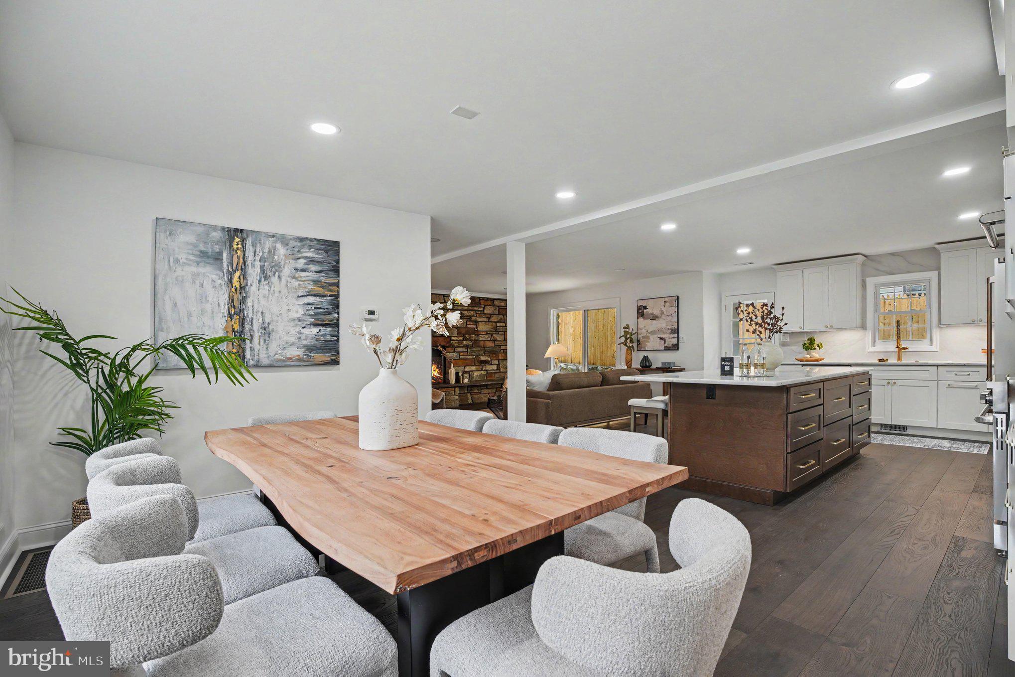 COLLEGE PARK - Residential