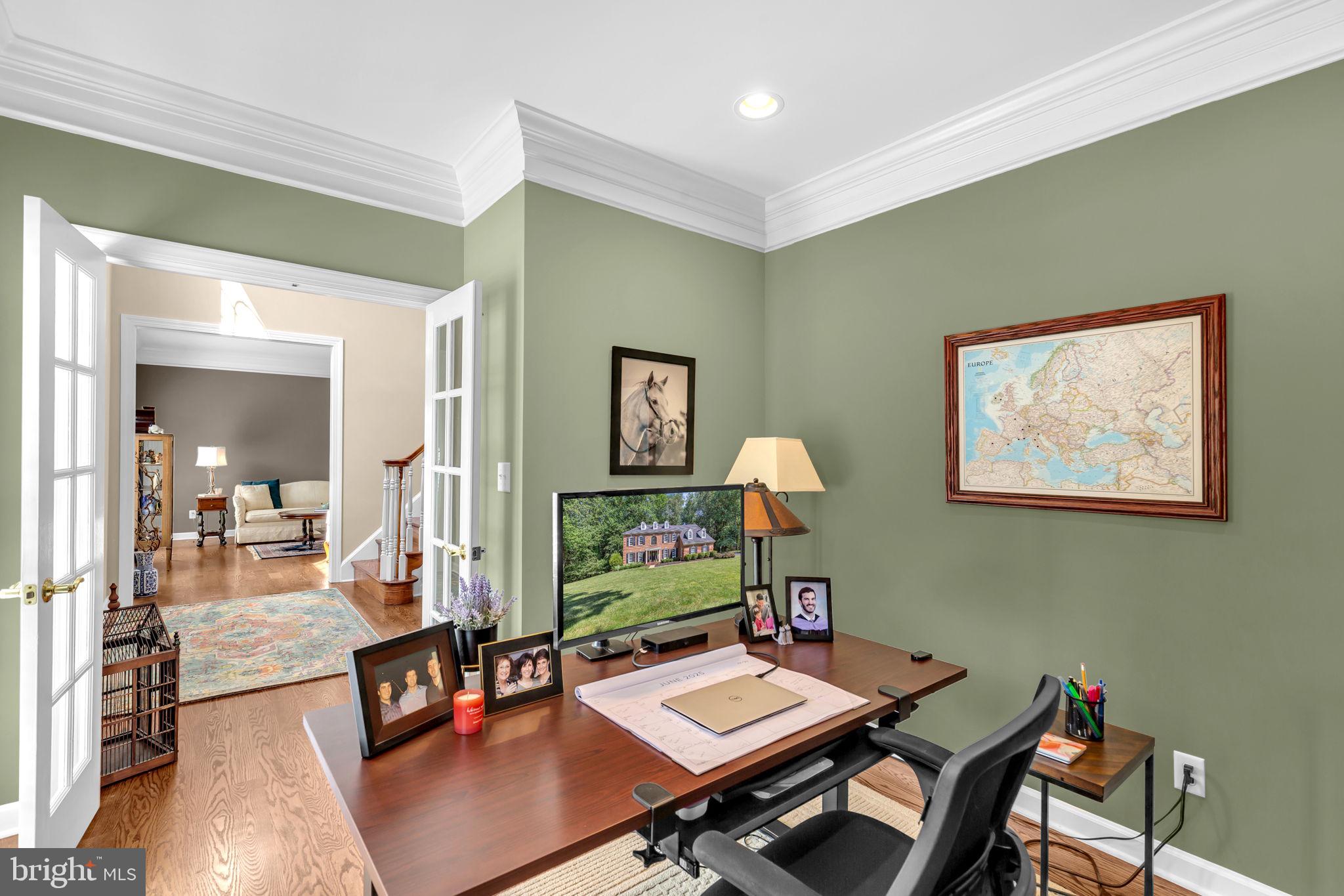 BEAVERBROOK - Residential