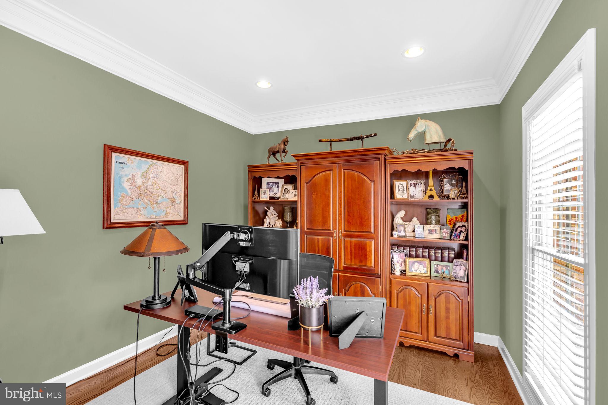 BEAVERBROOK - Residential