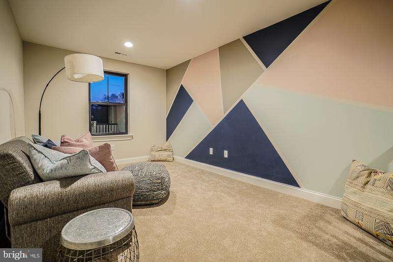 NON AVAILABLE - Residential