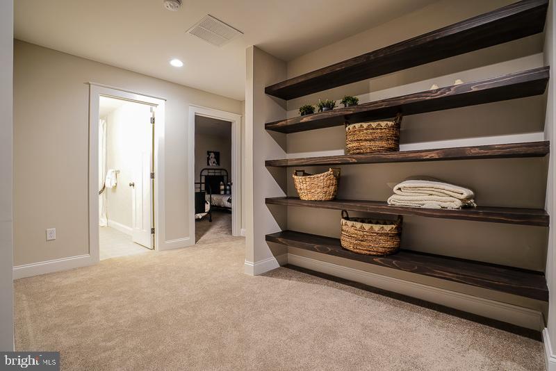 NON AVAILABLE - Residential