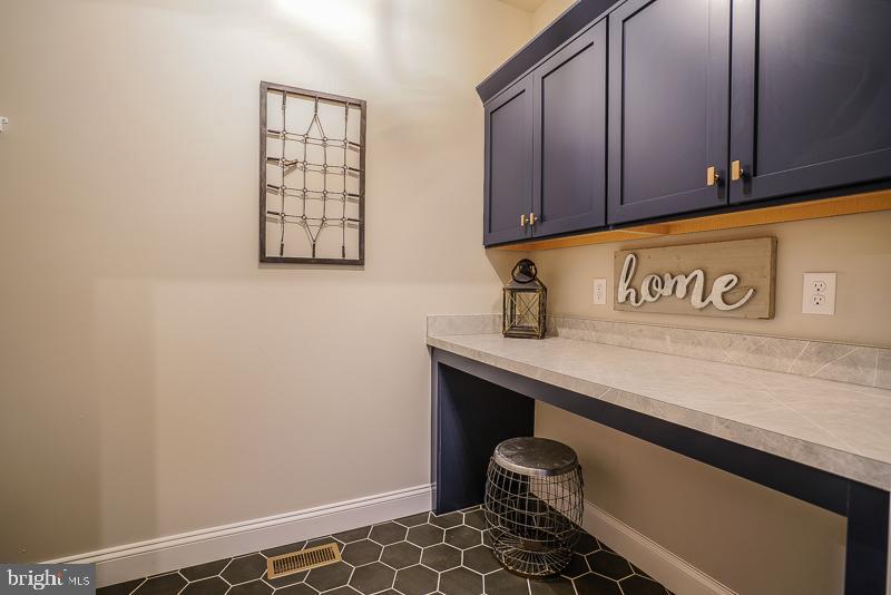 NON AVAILABLE - Residential