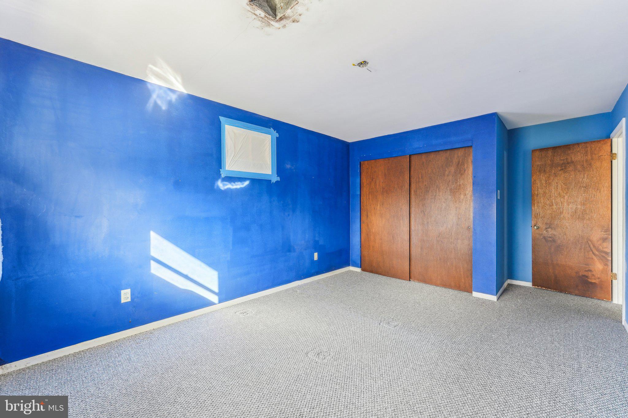 IVYLAND VILLAGE - Residential