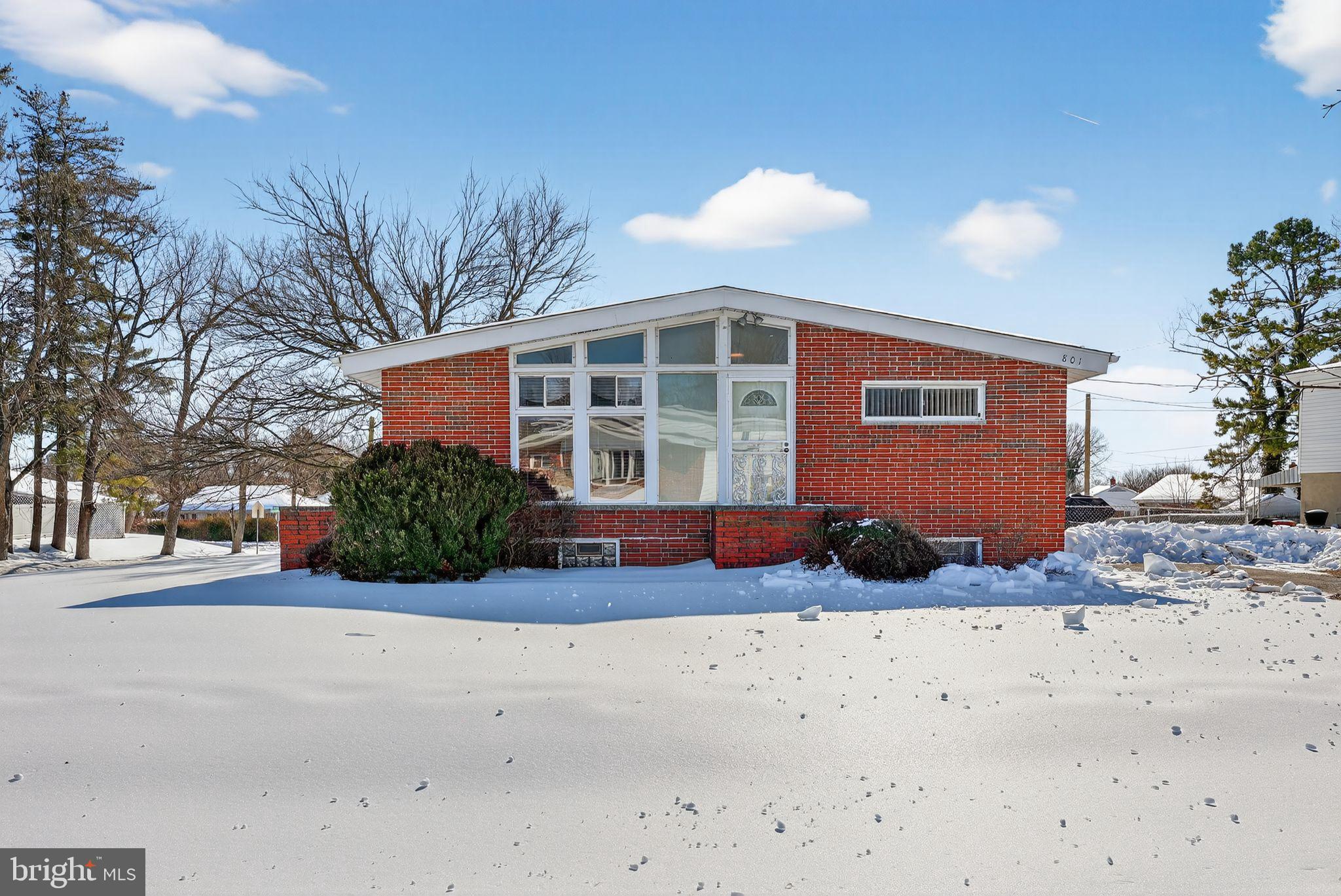 WILLIAMSBURG - Residential