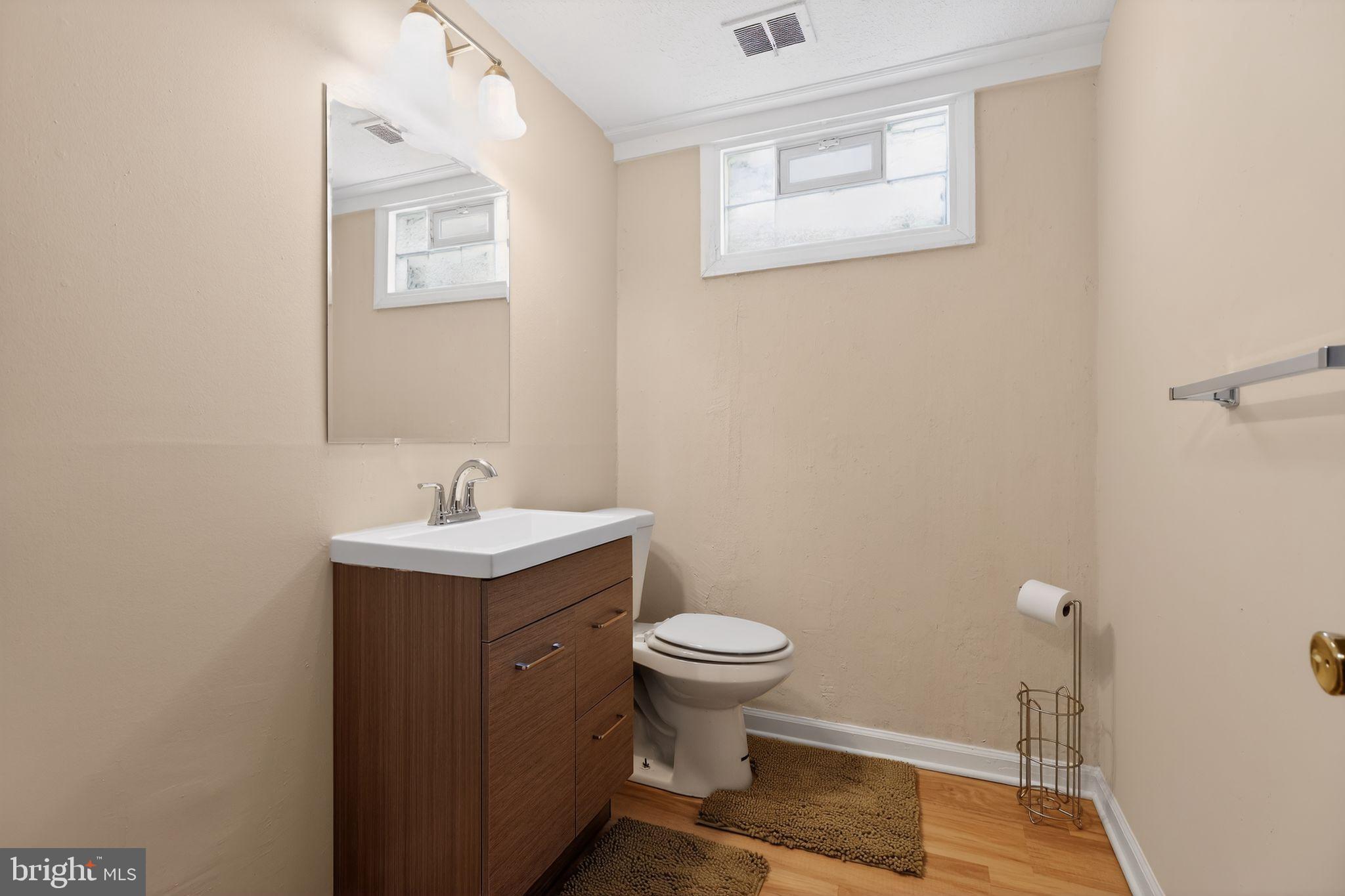 WILLIAMSBURG - Residential