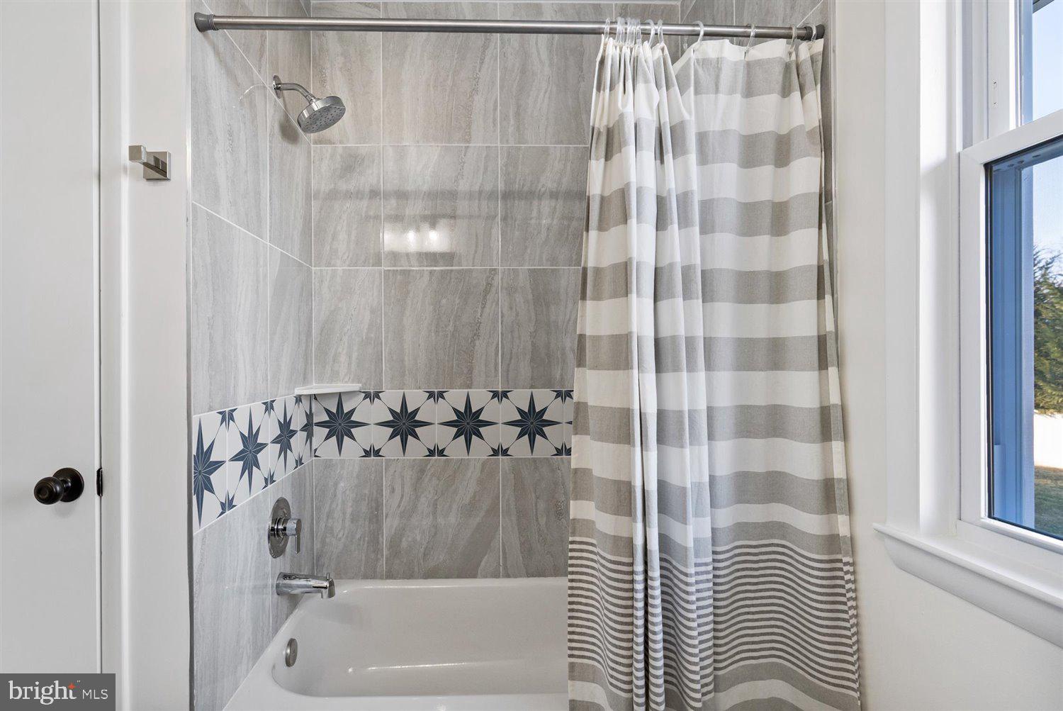 TIMONIUM HEIGHTS - Residential