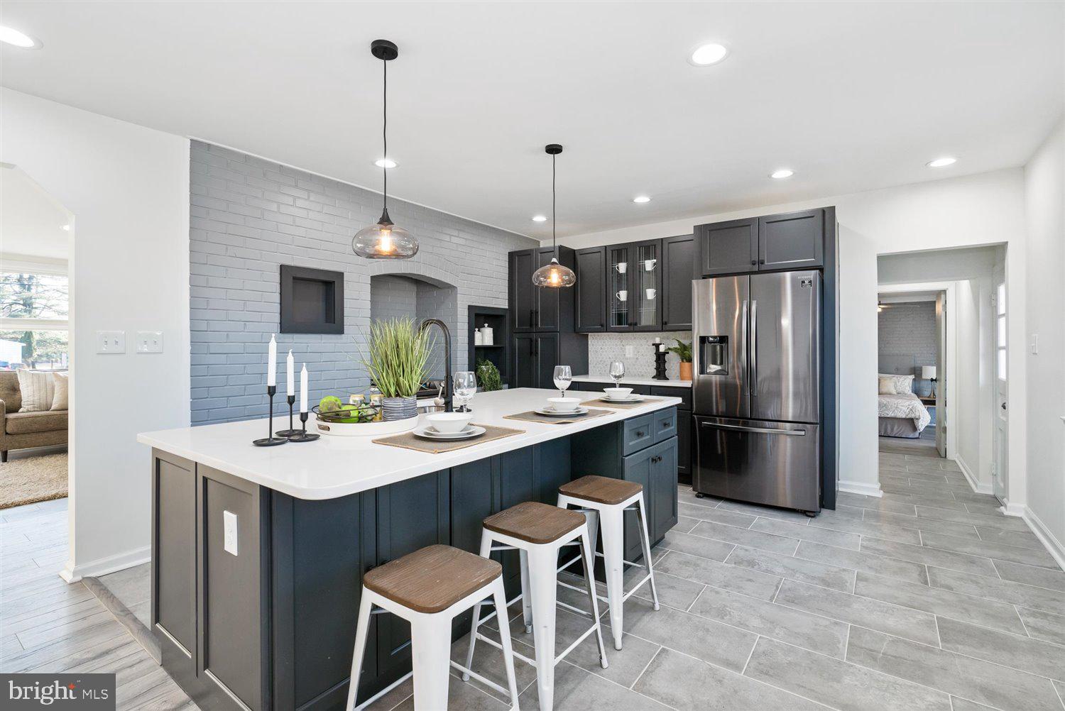TIMONIUM HEIGHTS - Residential