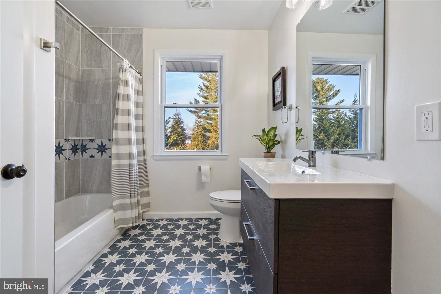 TIMONIUM HEIGHTS - Residential