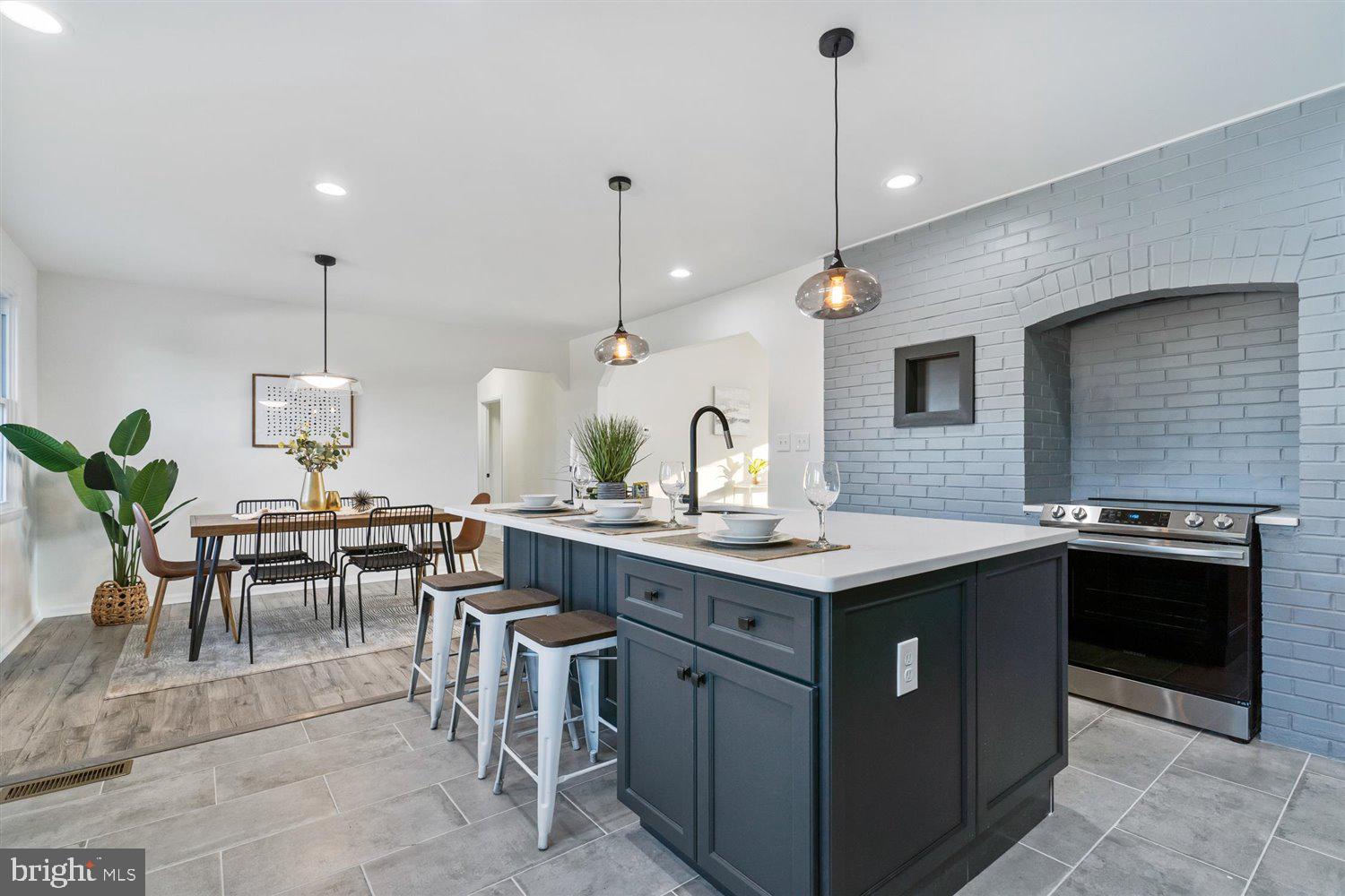 TIMONIUM HEIGHTS - Residential