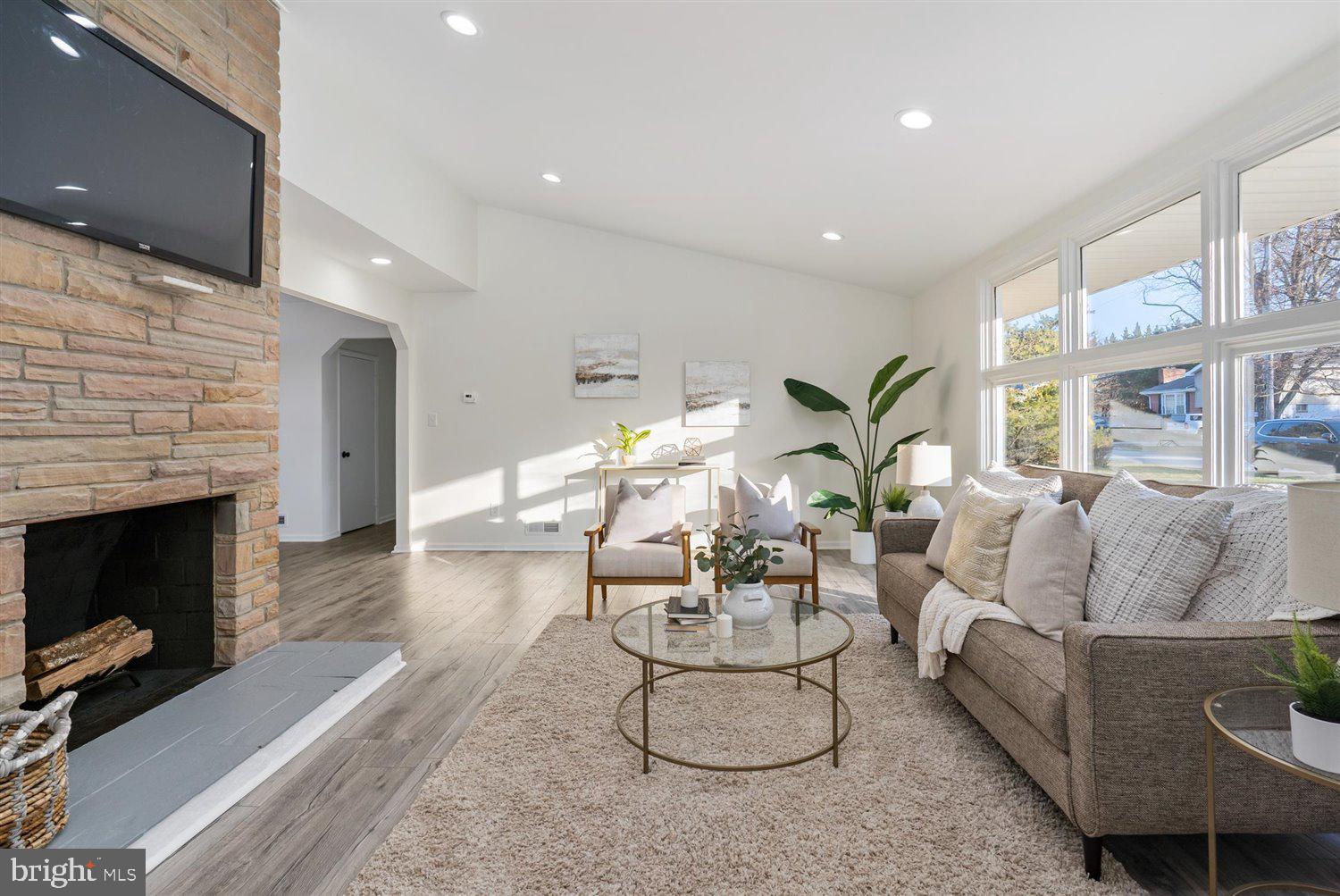 TIMONIUM HEIGHTS - Residential