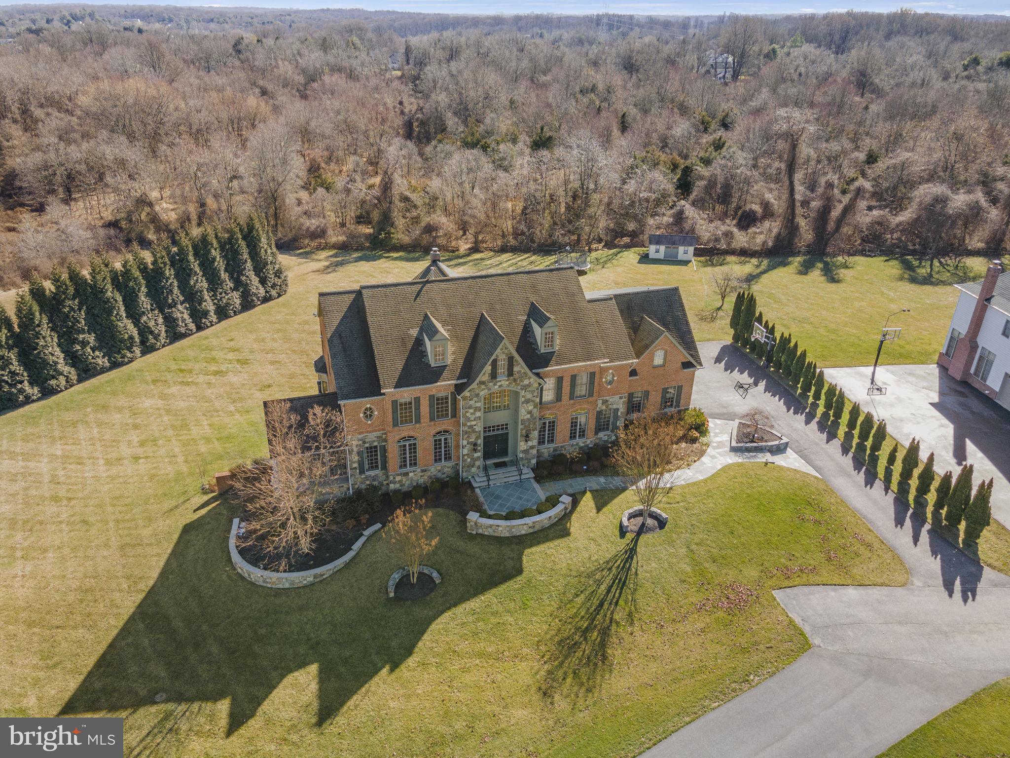 LAYTONSVILLE OUTSIDE - Residential