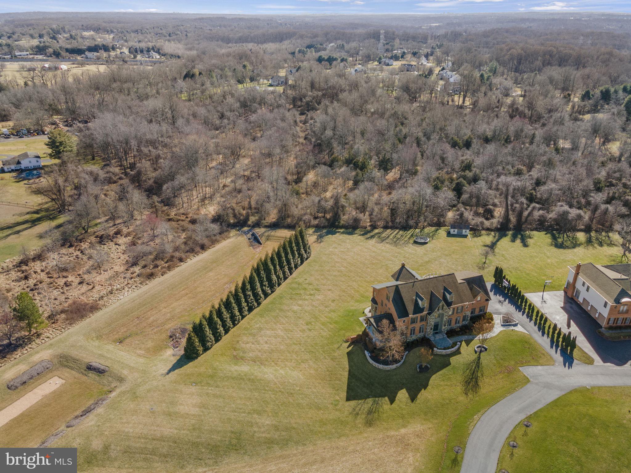 LAYTONSVILLE OUTSIDE - Residential