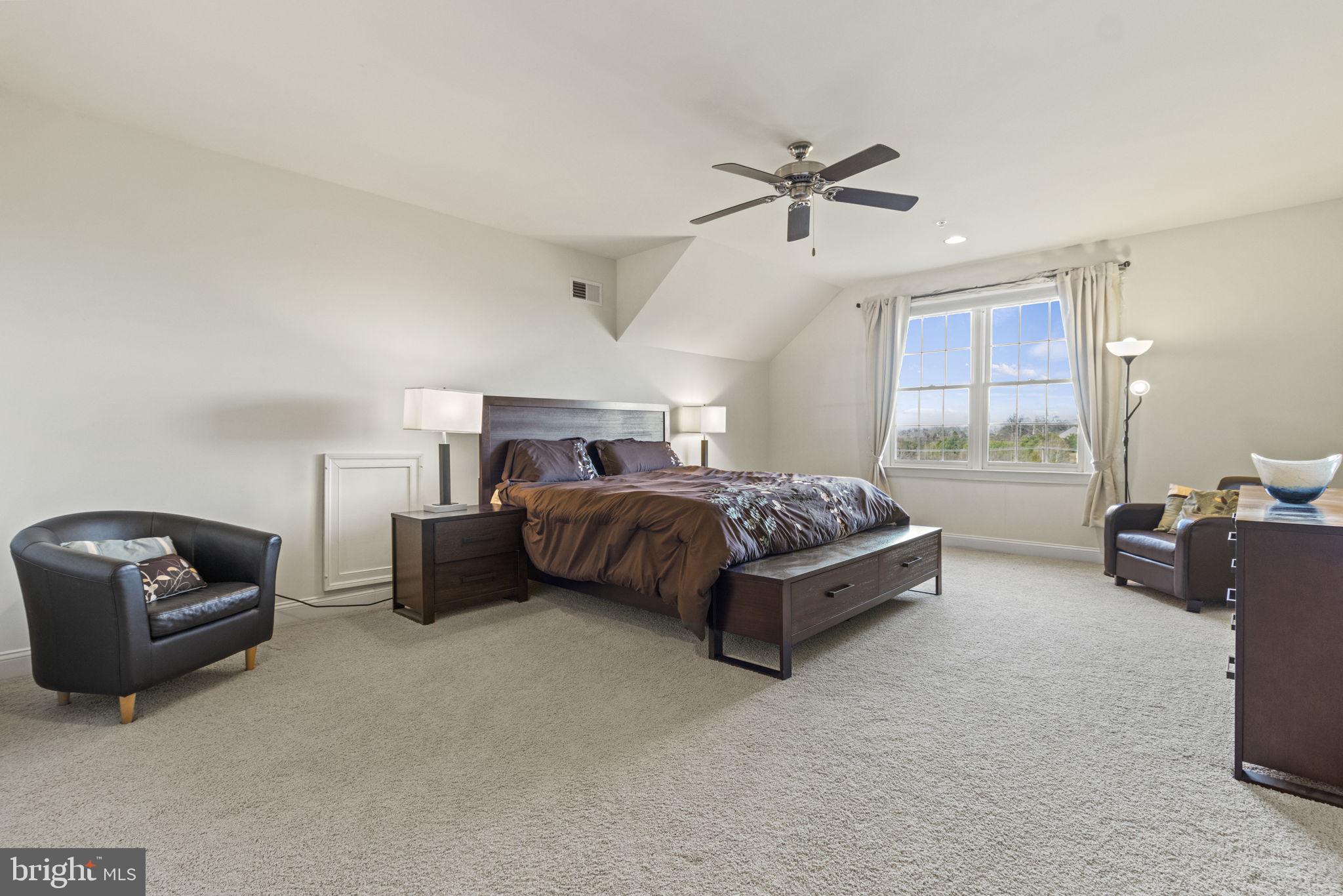 LAYTONSVILLE OUTSIDE - Residential