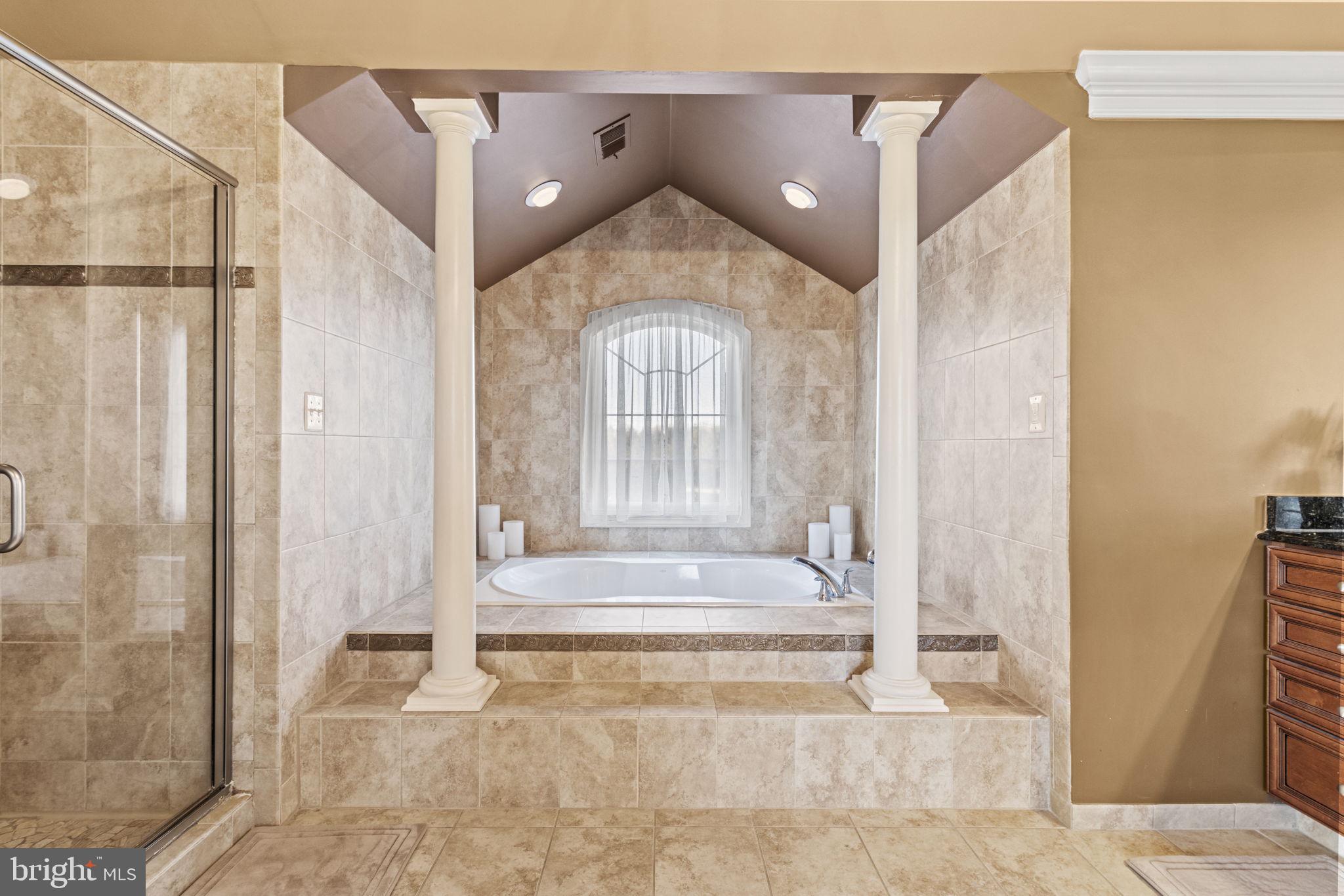 LAYTONSVILLE OUTSIDE - Residential