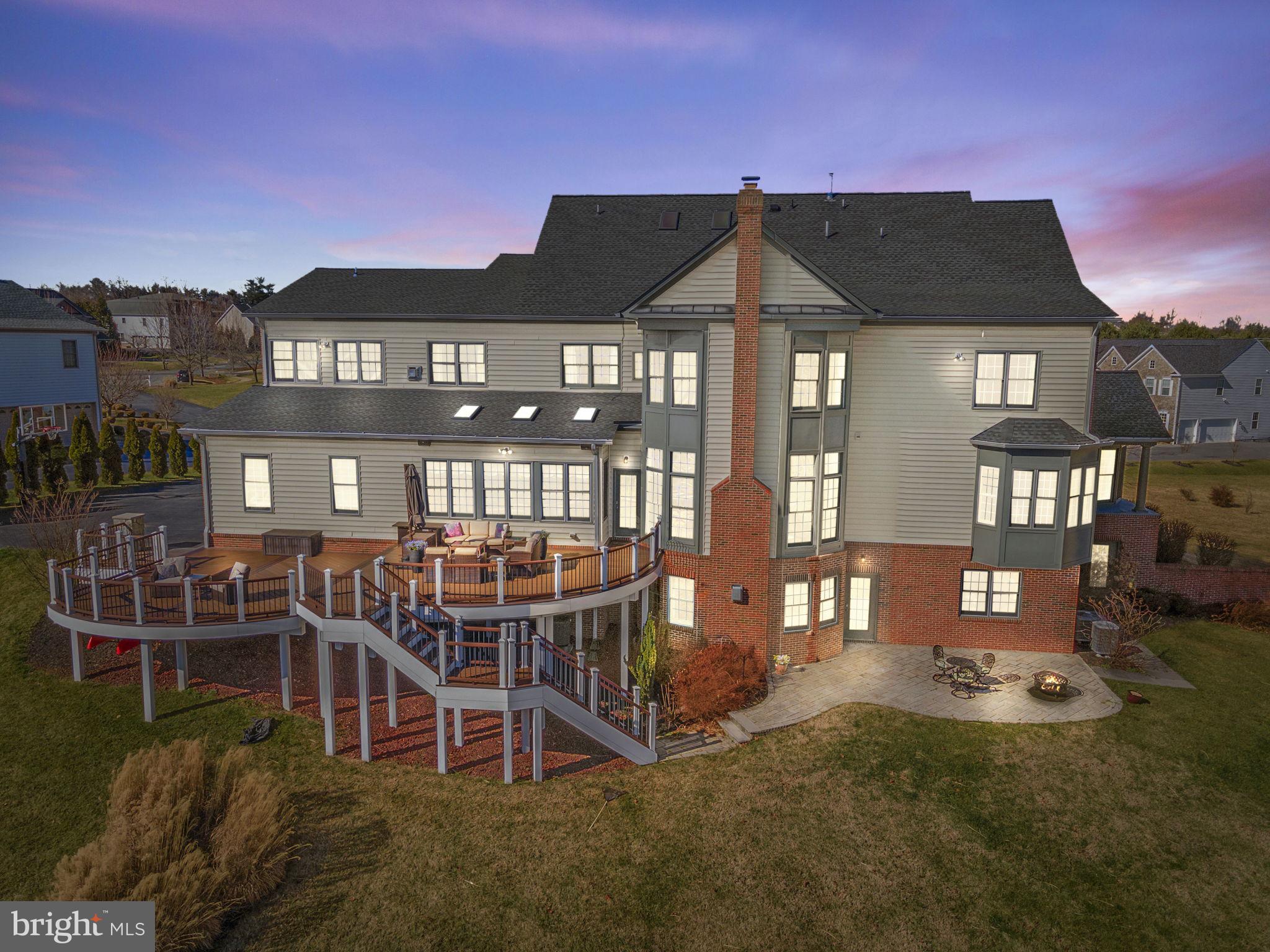 LAYTONSVILLE OUTSIDE - Residential