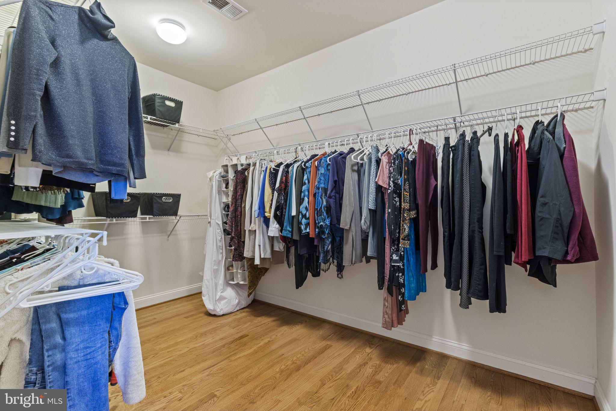 LAYTONSVILLE OUTSIDE - Residential