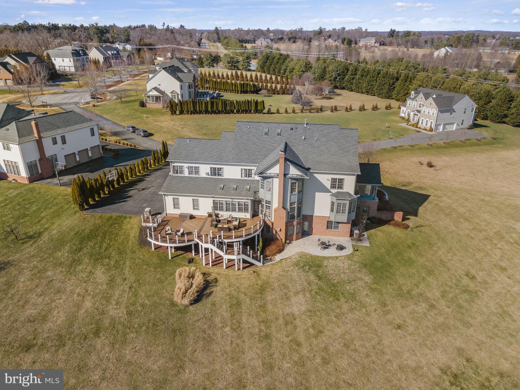 LAYTONSVILLE OUTSIDE - Residential