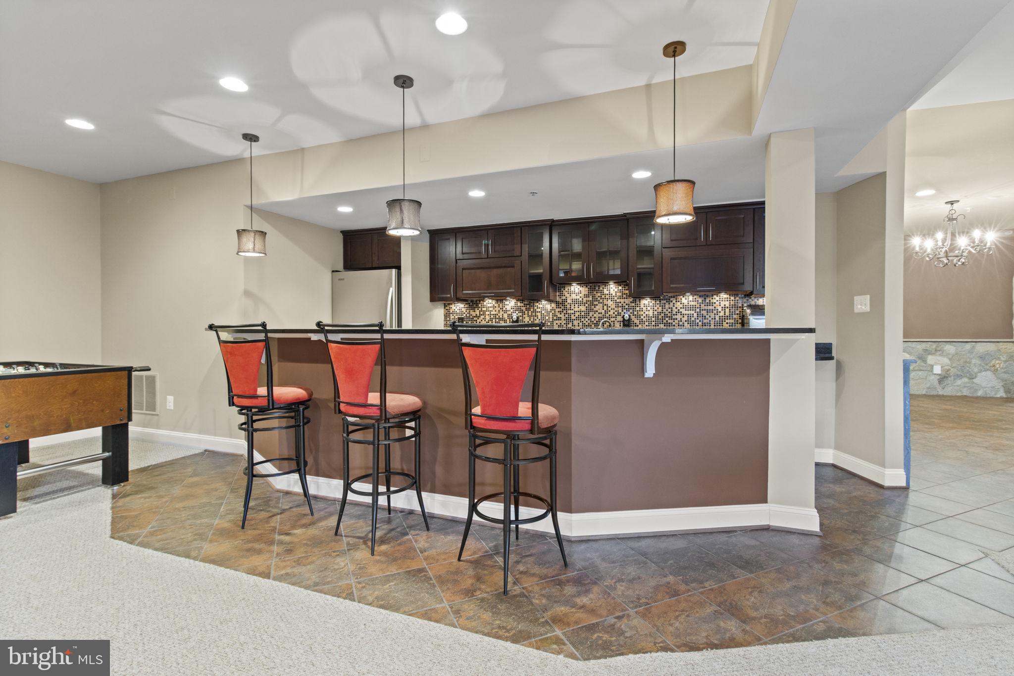 LAYTONSVILLE OUTSIDE - Residential