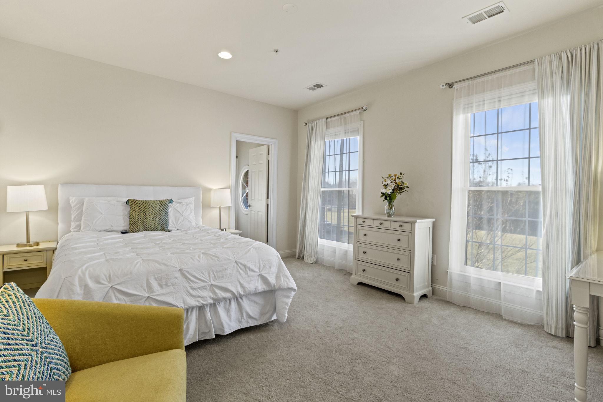 LAYTONSVILLE OUTSIDE - Residential