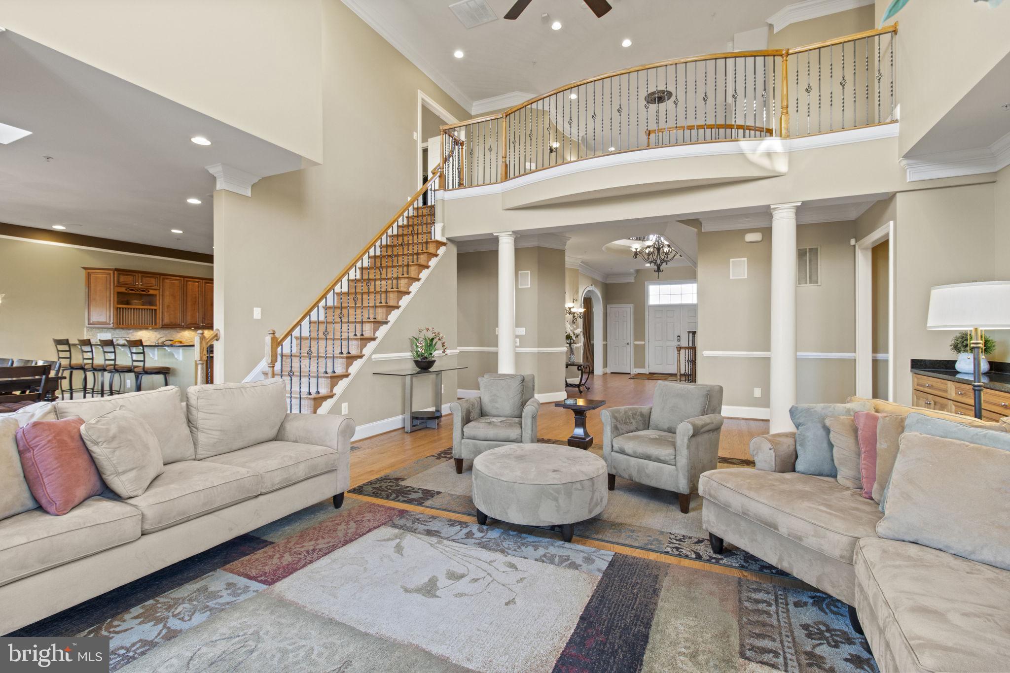 LAYTONSVILLE OUTSIDE - Residential