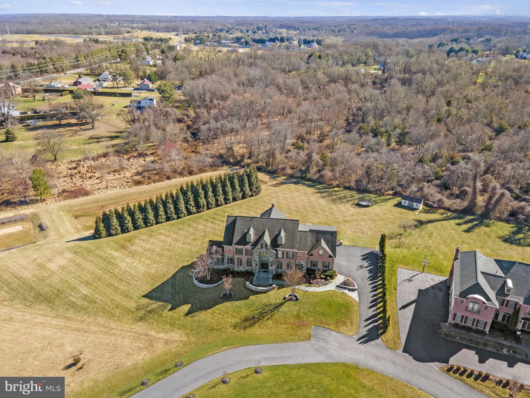 LAYTONSVILLE OUTSIDE - Residential