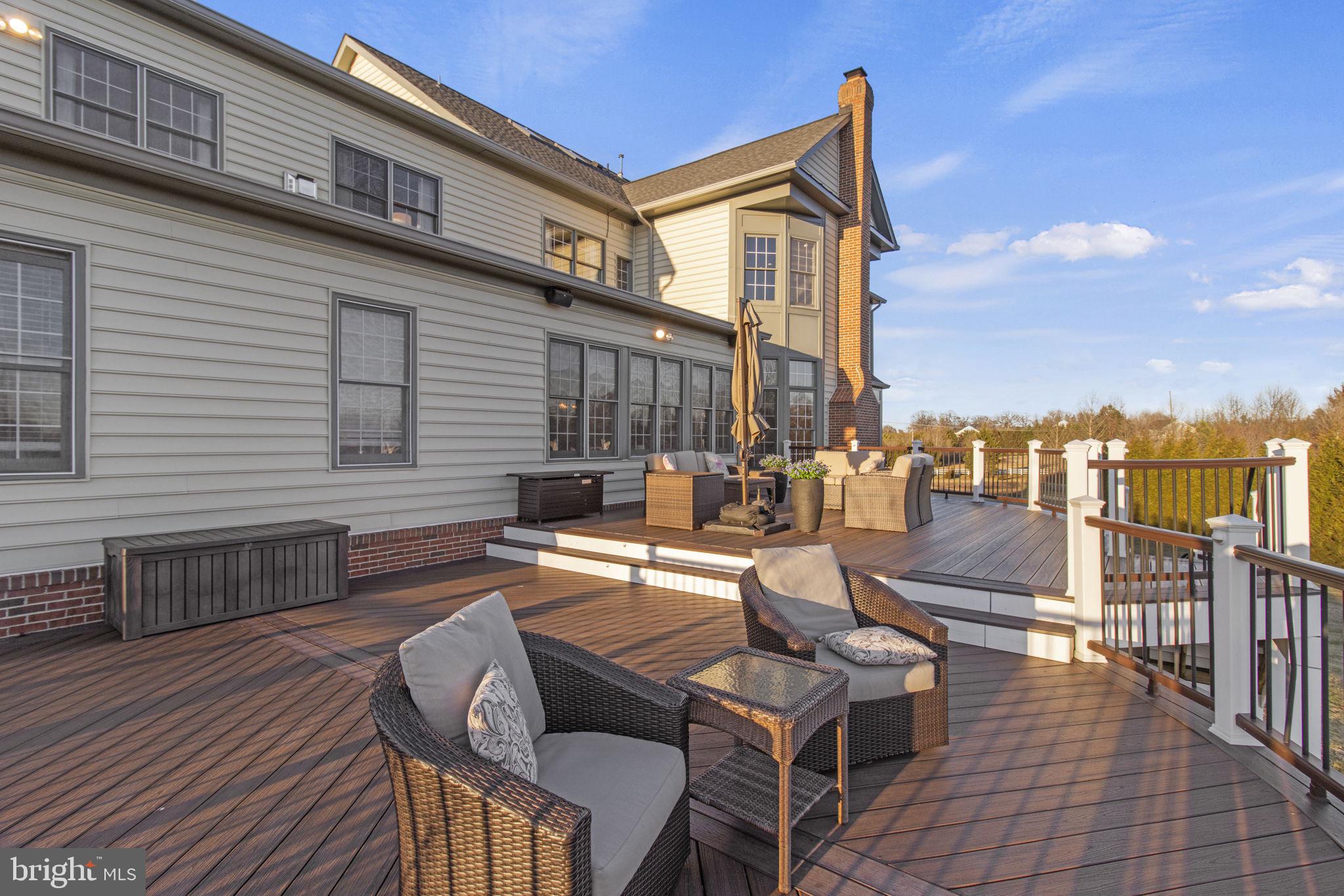 LAYTONSVILLE OUTSIDE - Residential