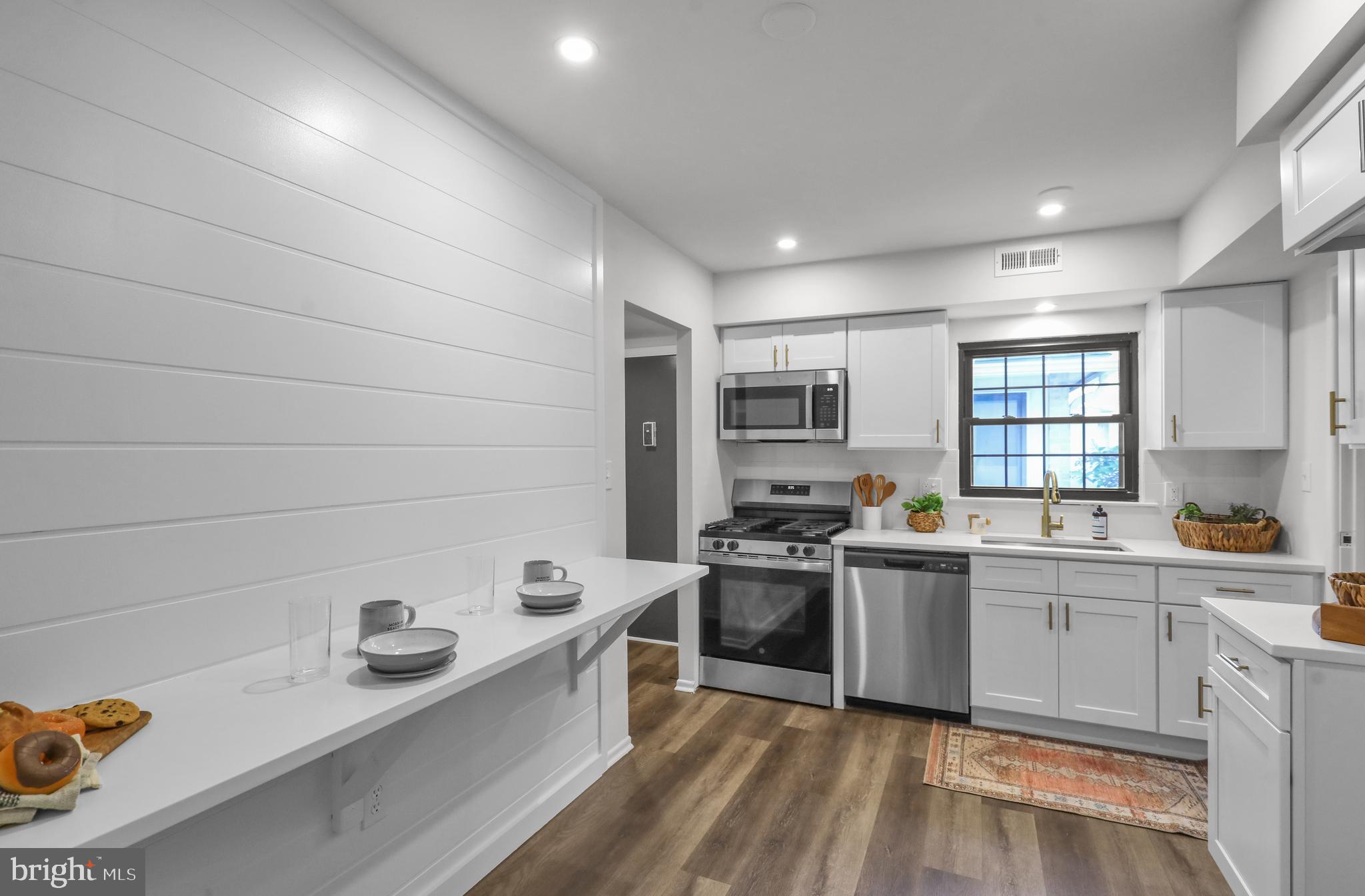 VALLEYBROOK ESTATES - Residential