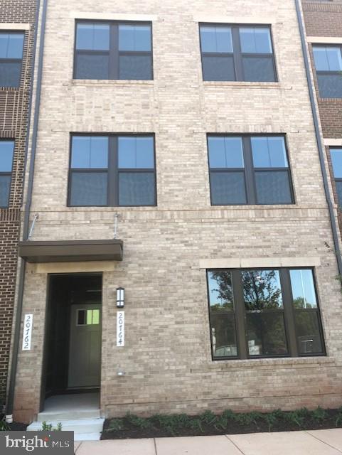 KINCORA - Residential Lease