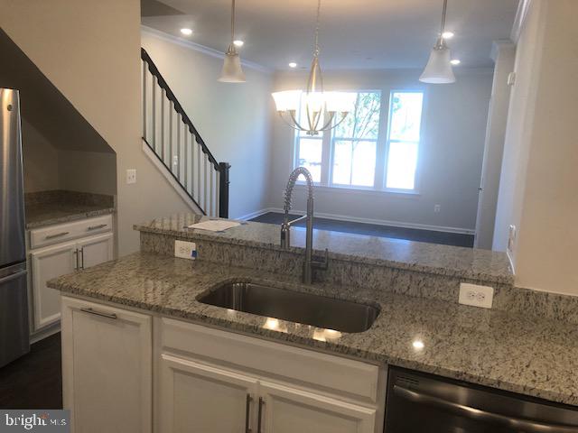 KINCORA - Residential Lease