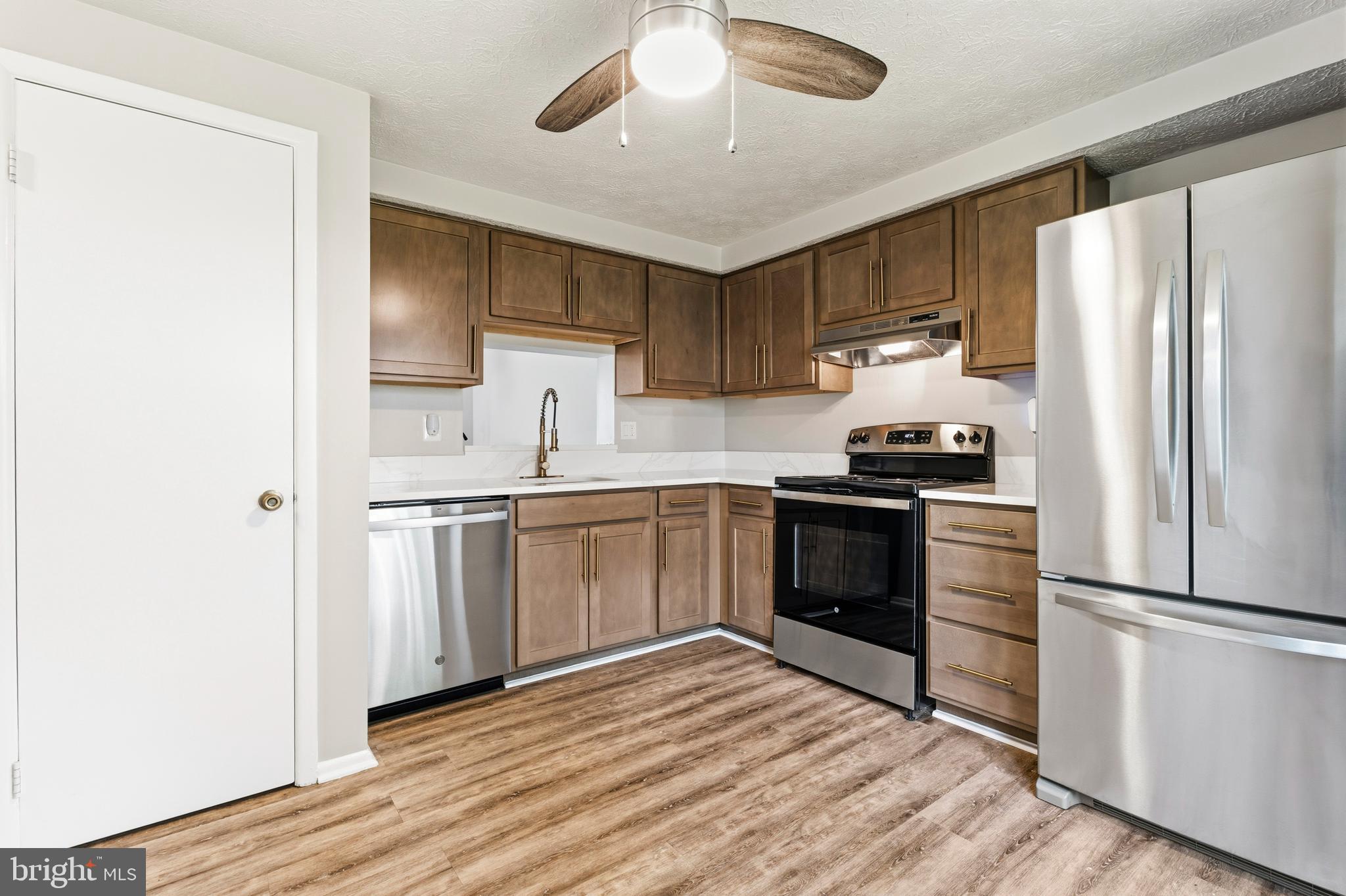 11236 WESTPORT DRIVE