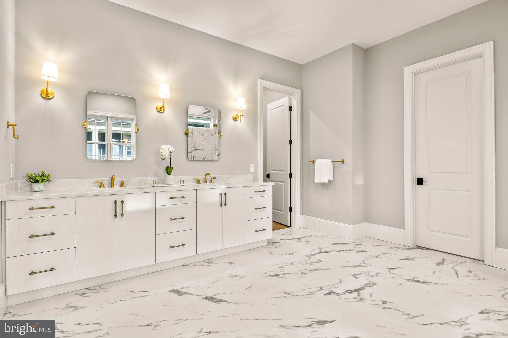 MERRY GO ROUND FARM - Residential