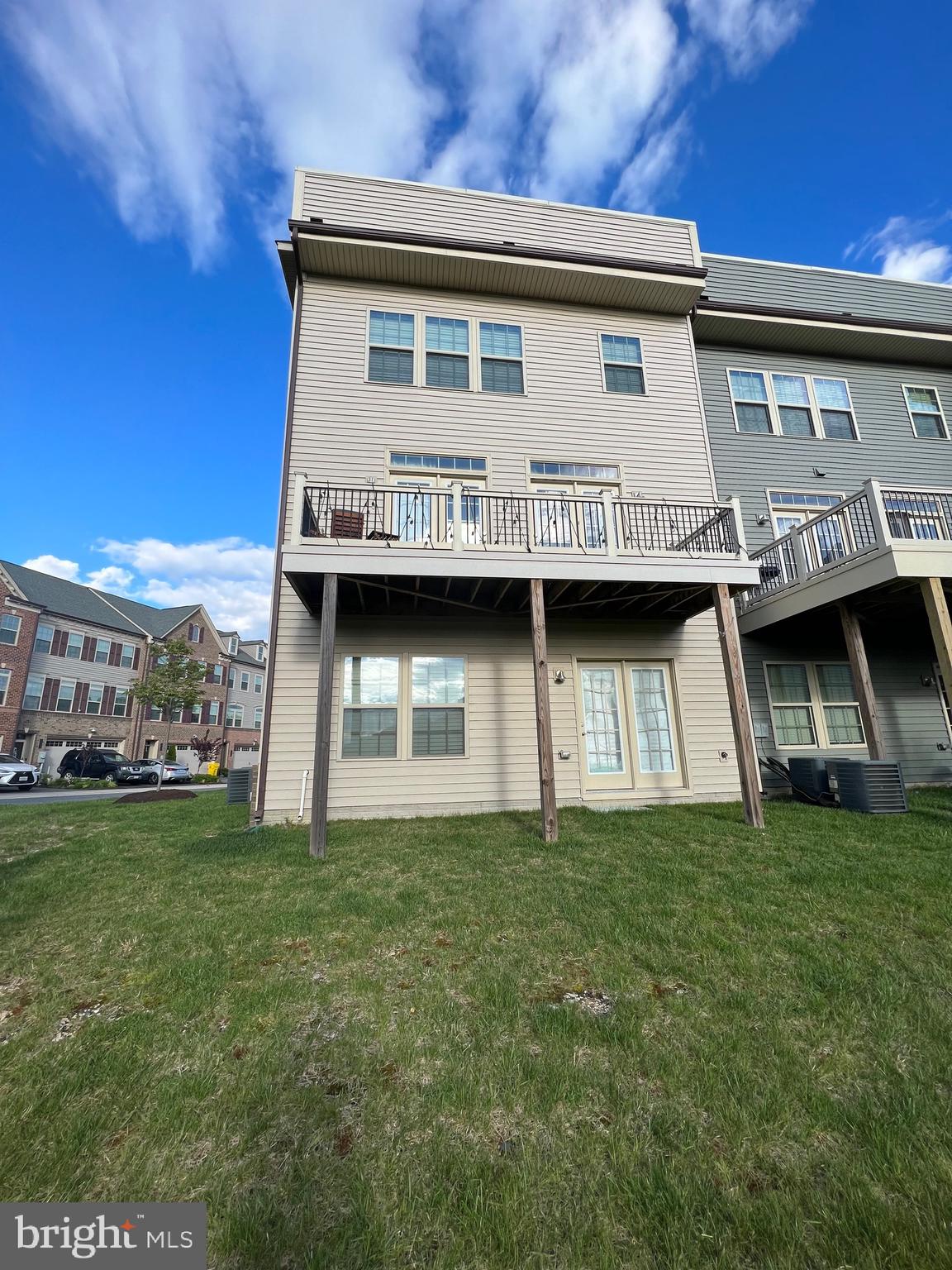 2930 MIDDLEHAM COURT