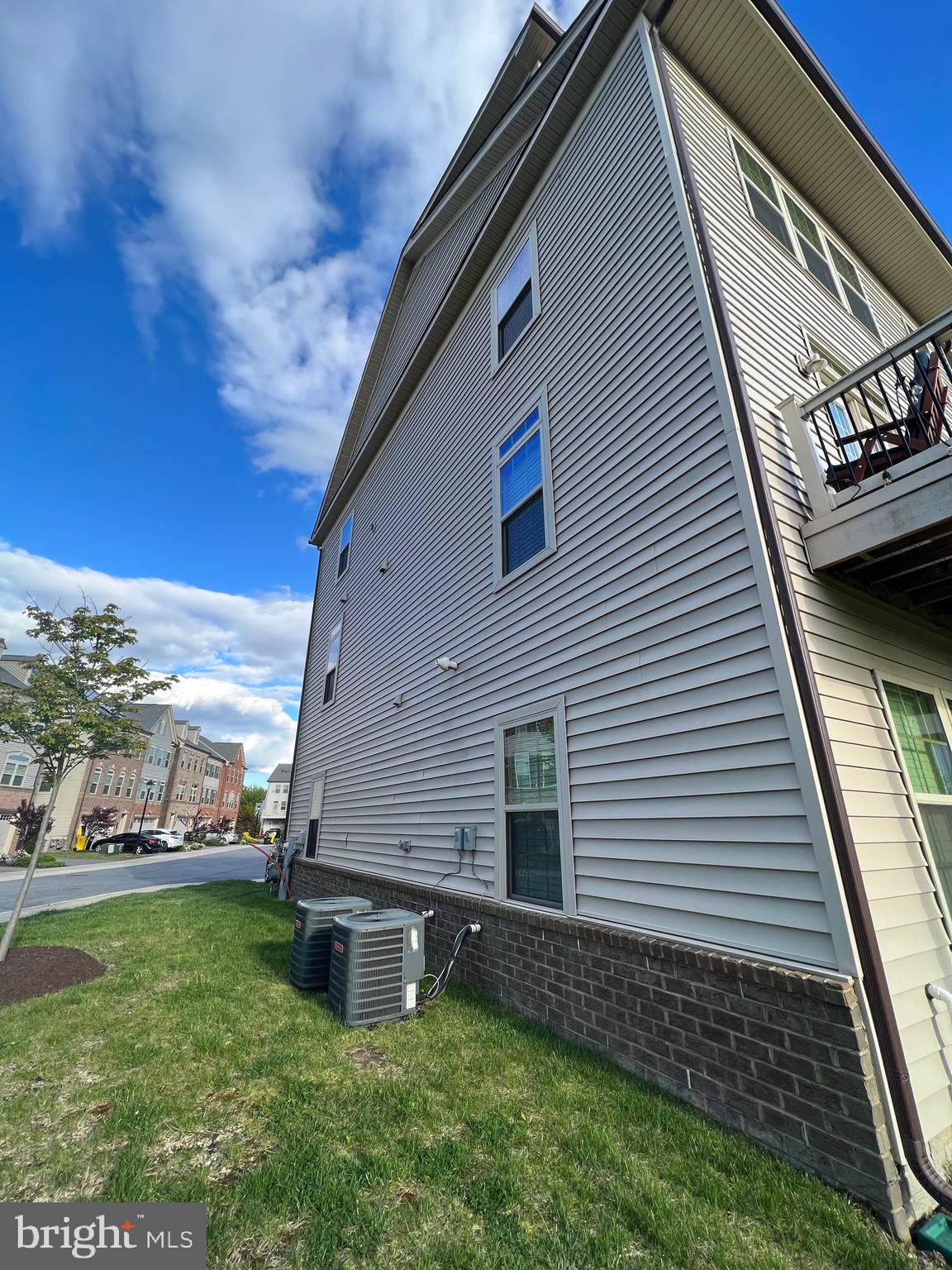 2930 MIDDLEHAM COURT