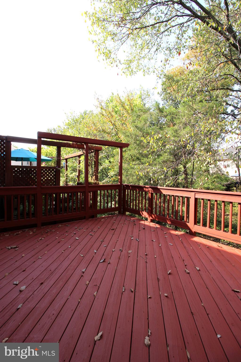 SIGNATURE AT BROADLANDS - Residential Lease