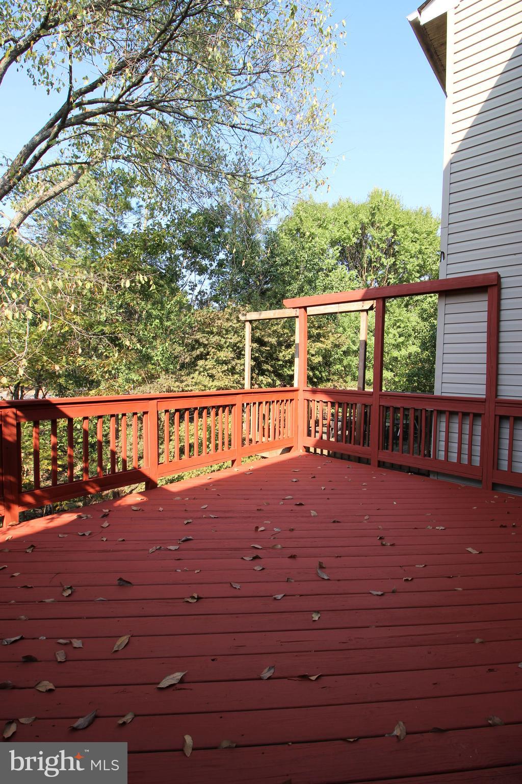 SIGNATURE AT BROADLANDS - Residential Lease