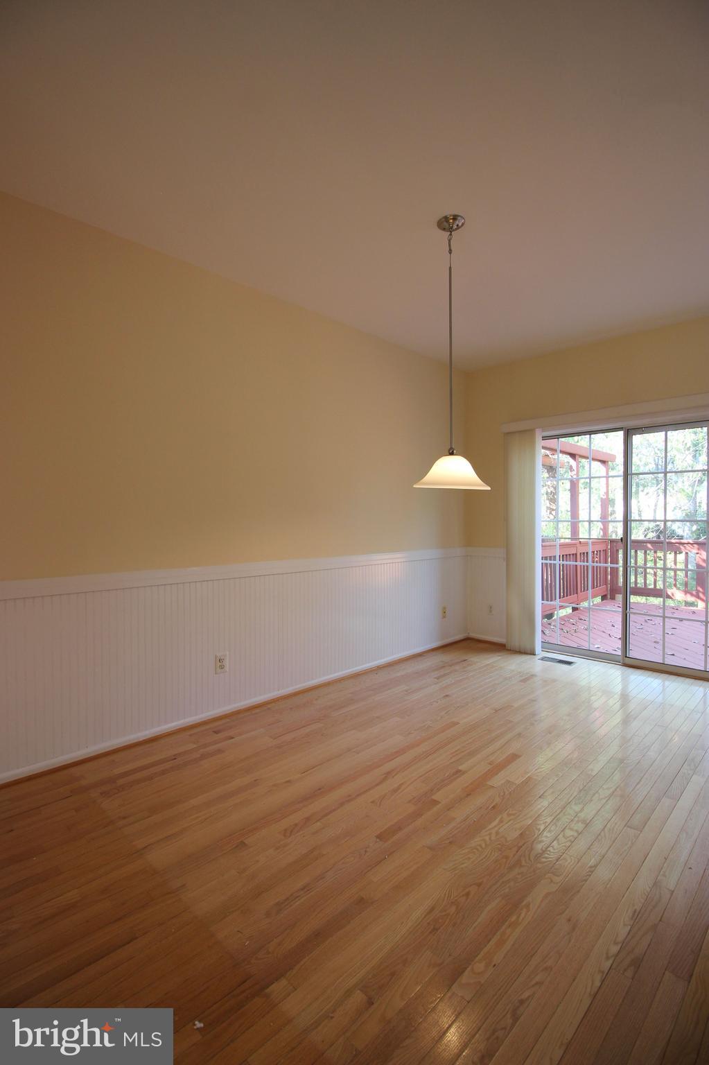 SIGNATURE AT BROADLANDS - Residential Lease