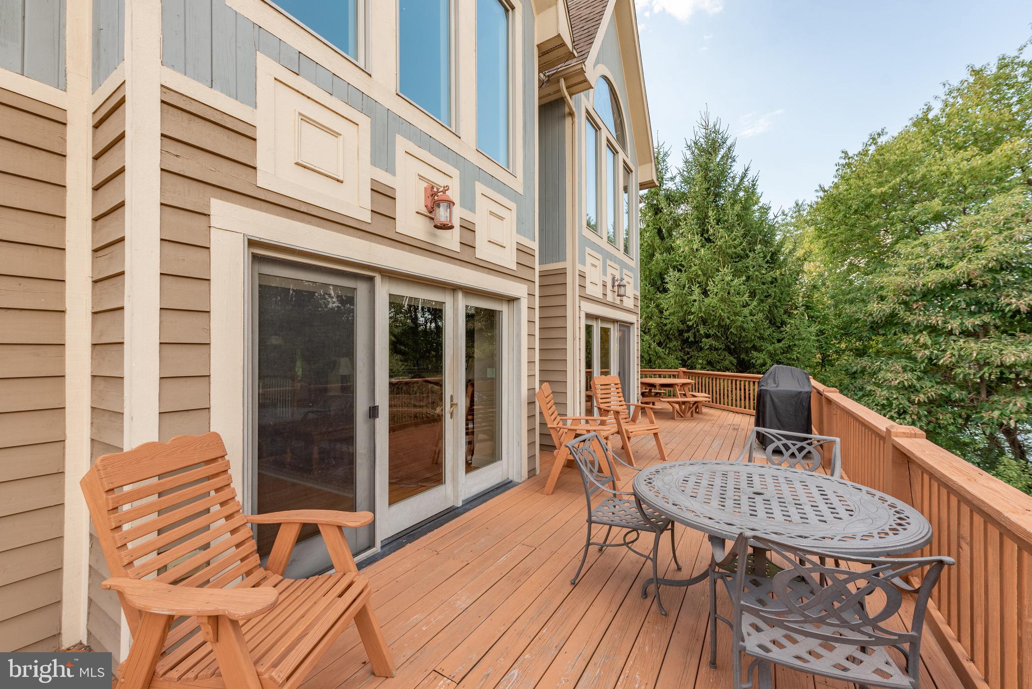 LAKE POINTE AT WISP - Residential