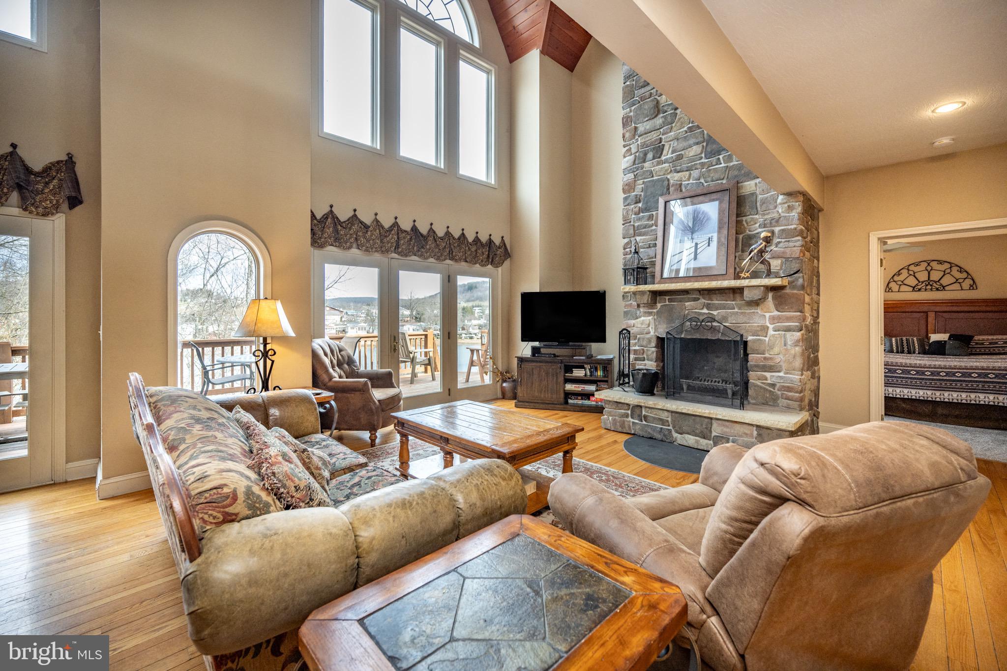 LAKE POINTE AT WISP - Residential