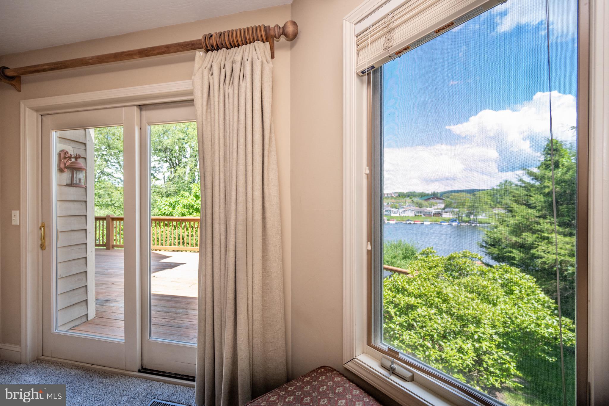 LAKE POINTE AT WISP - Residential