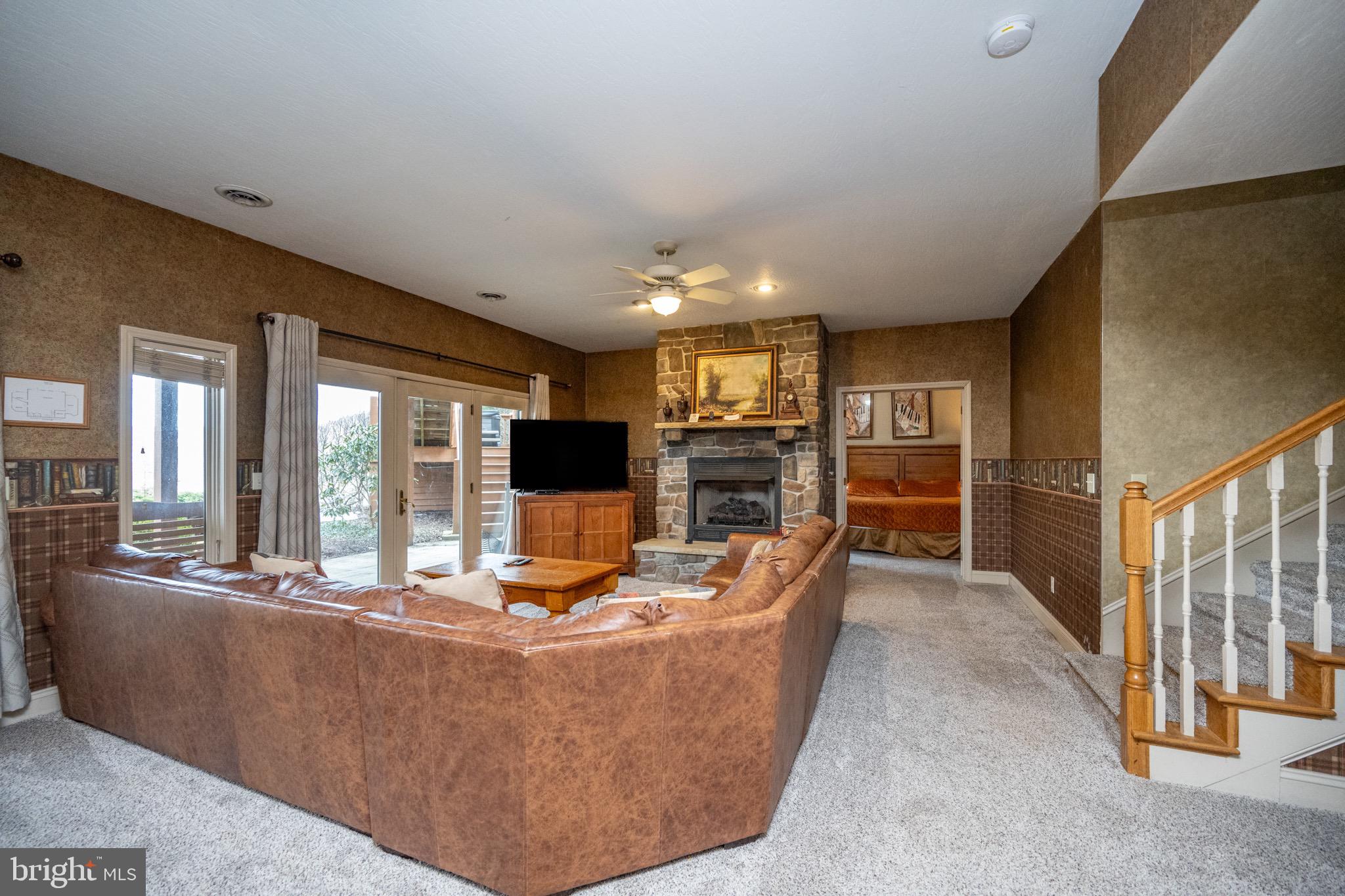 LAKE POINTE AT WISP - Residential